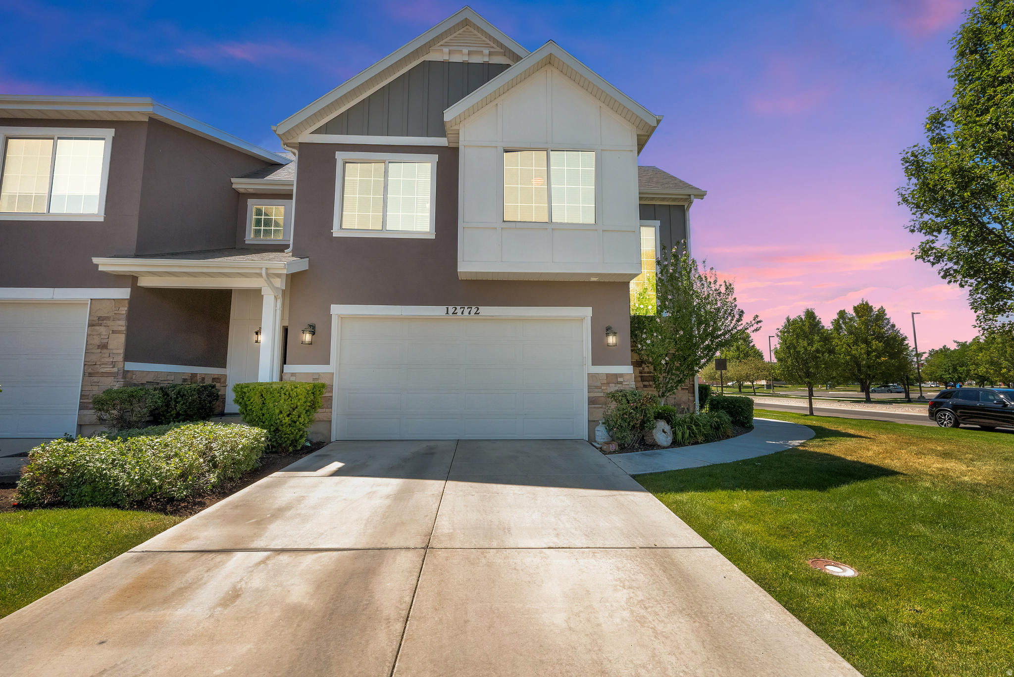 Welcome home to this beautifully maintained Riverton townhome offering the perfect blend of style, comfort, and convenience. Featuring an open, spacious floor plan with updated finishes throughout, this home is designed for both everyday living and effortless entertaining. The inviting living spaces flow seamlessly into the kitchen and dining areas, creating a warm atmosphere you'll love coming home to.  Situated in a highly desirable Riverton location, you'll enjoy quick access to shopping, dining, parks, schools, and commuter routes, making daily life easier than ever. Whether you're a first-time buyer, looking to downsize, or searching for a low-maintenance home in a fantastic neighborhood, this townhome checks all the boxes.  Don't miss the opportunity to own a move-in ready home in one of Riverton's most convenient locations!