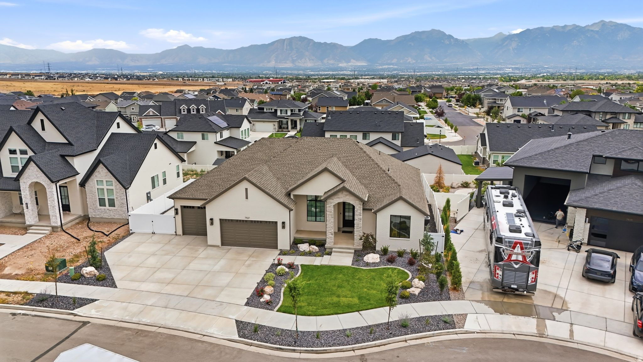 ORCHARD HEIGHTS - Residential