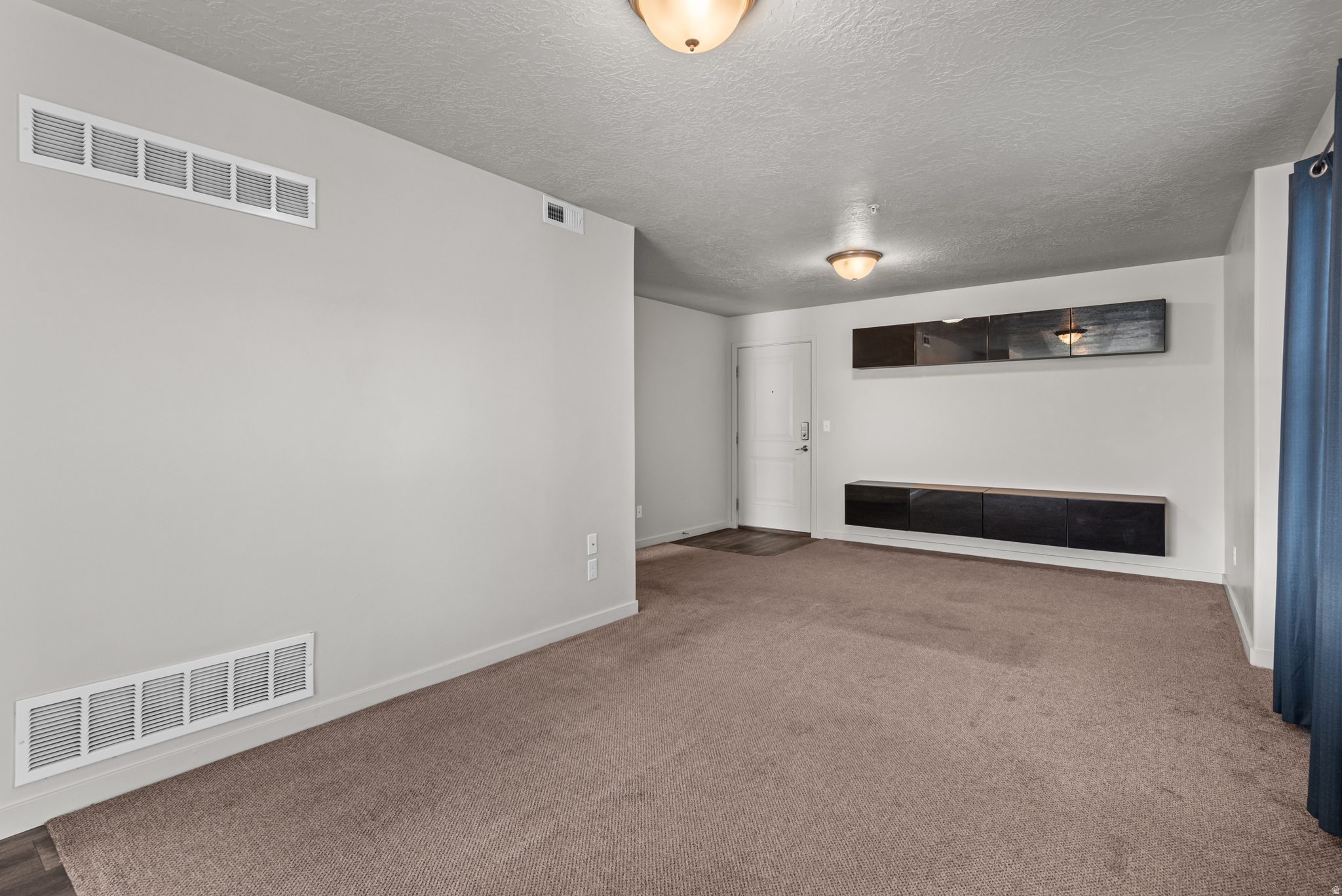 RUNNING HORSE CONDO - Residential