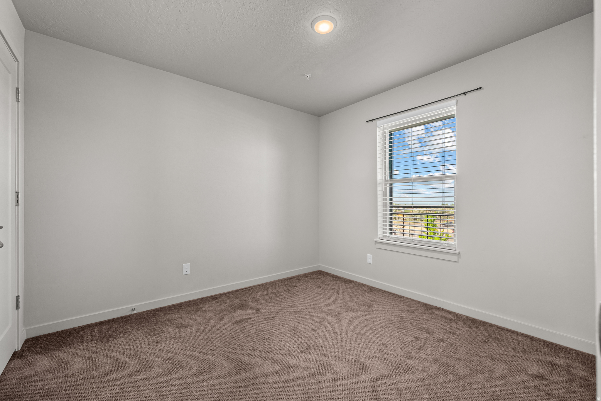RUNNING HORSE CONDO - Residential