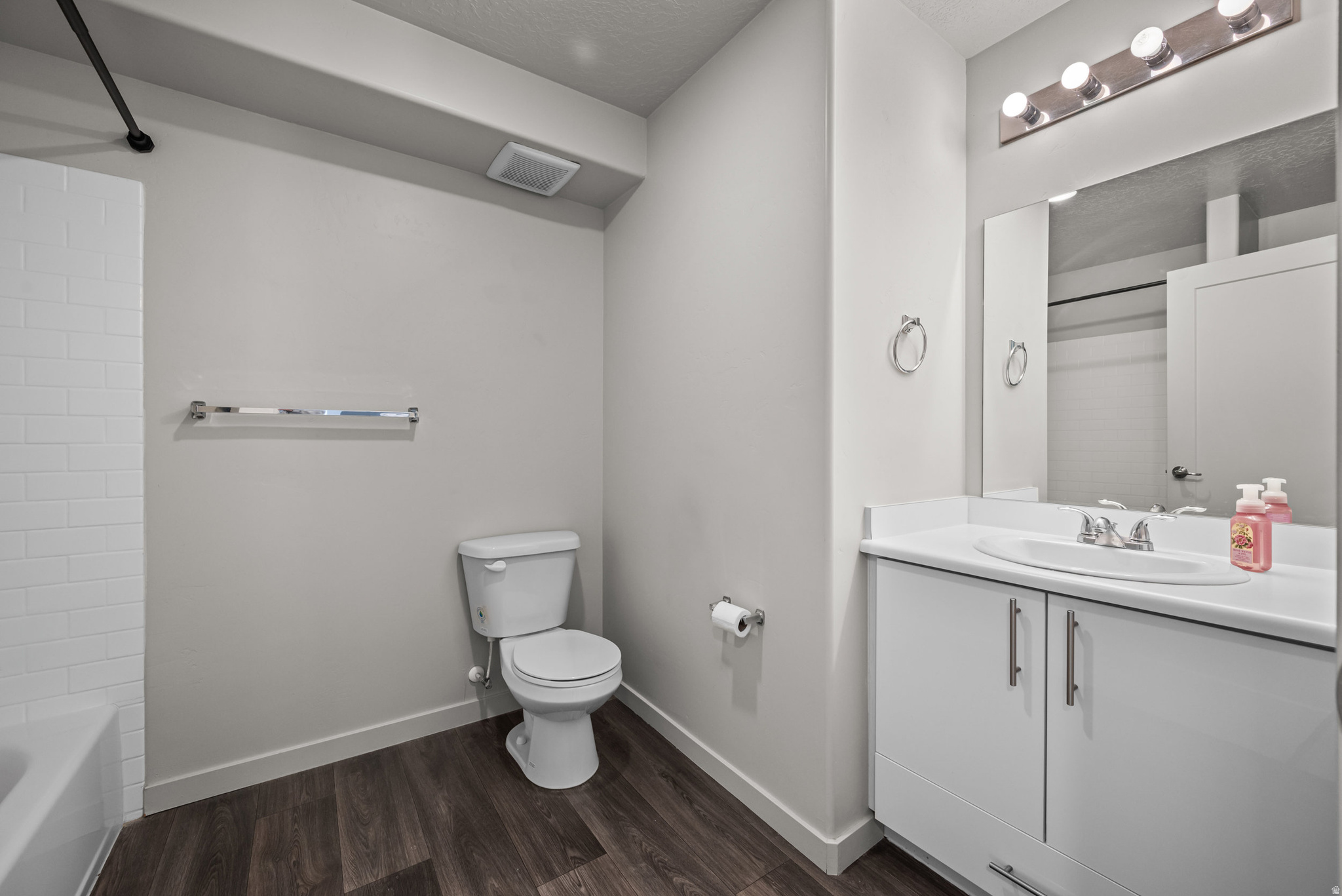 RUNNING HORSE CONDO - Residential