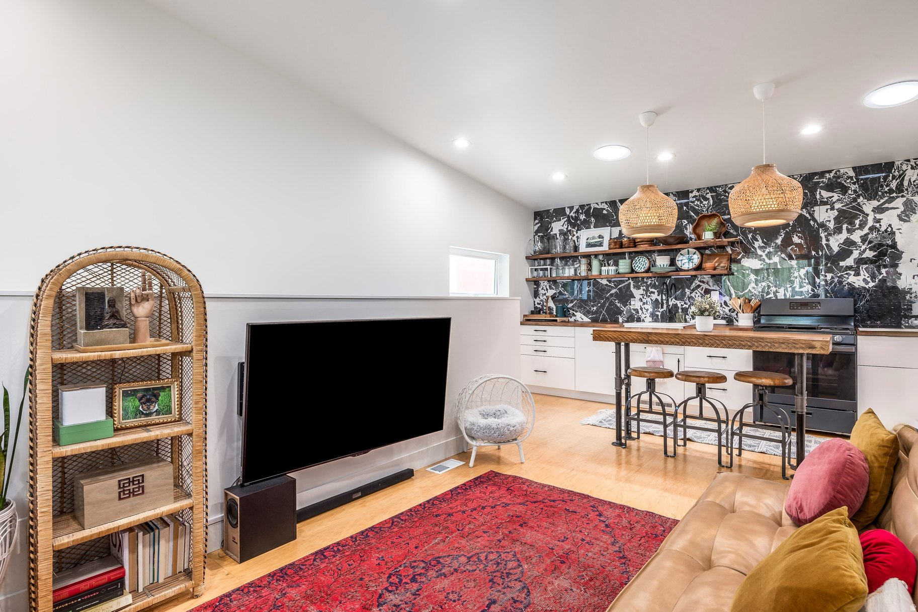 CENTRAL NINTH - Residential