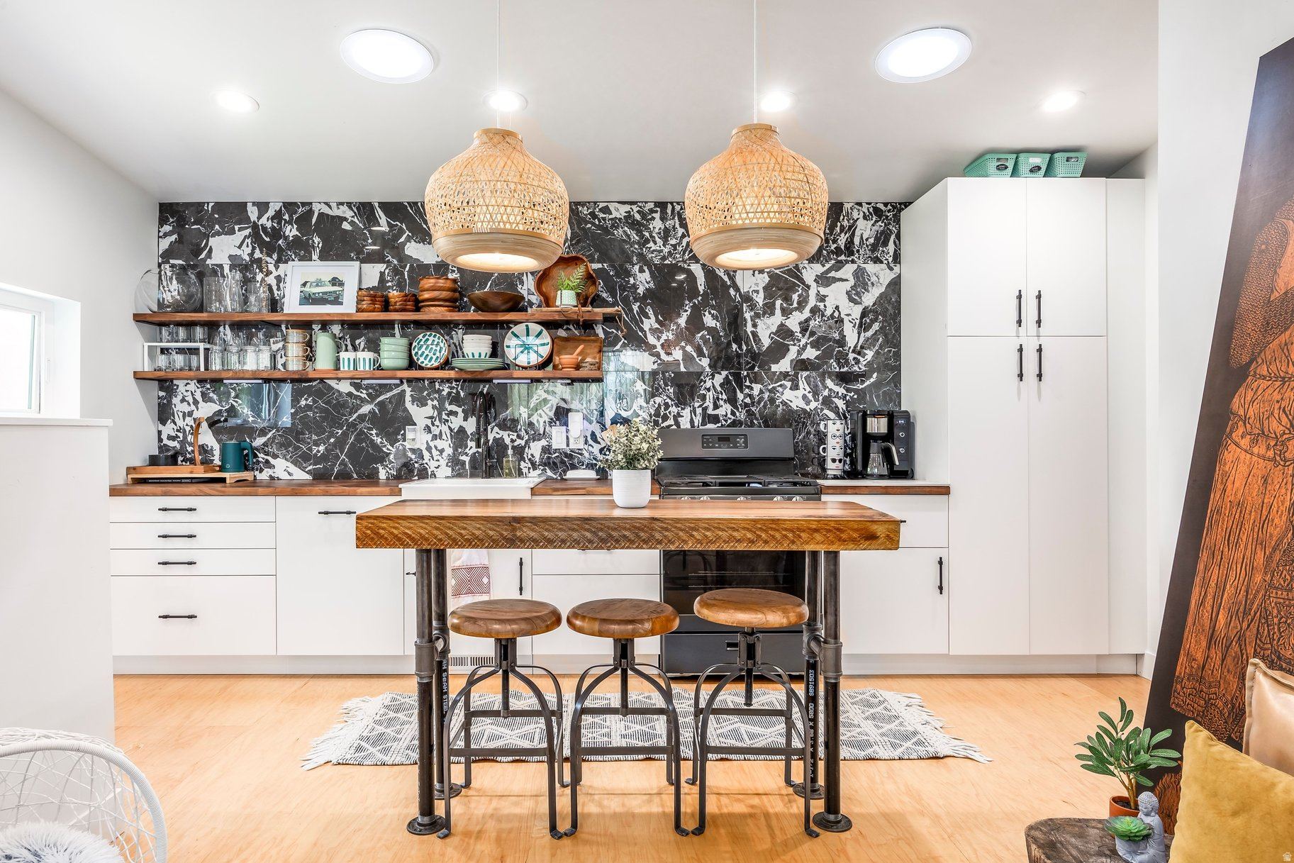 CENTRAL NINTH - Residential