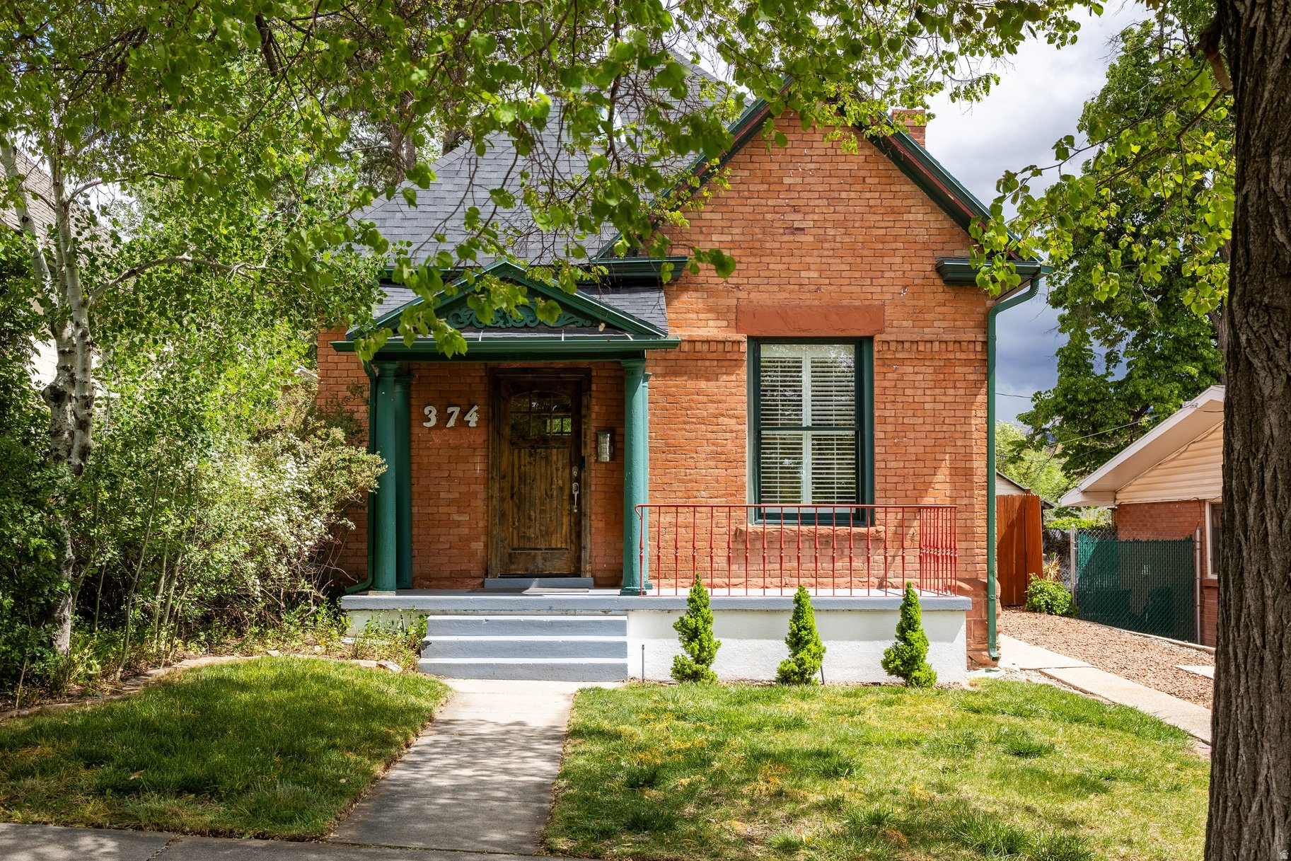 AVENUES - Residential