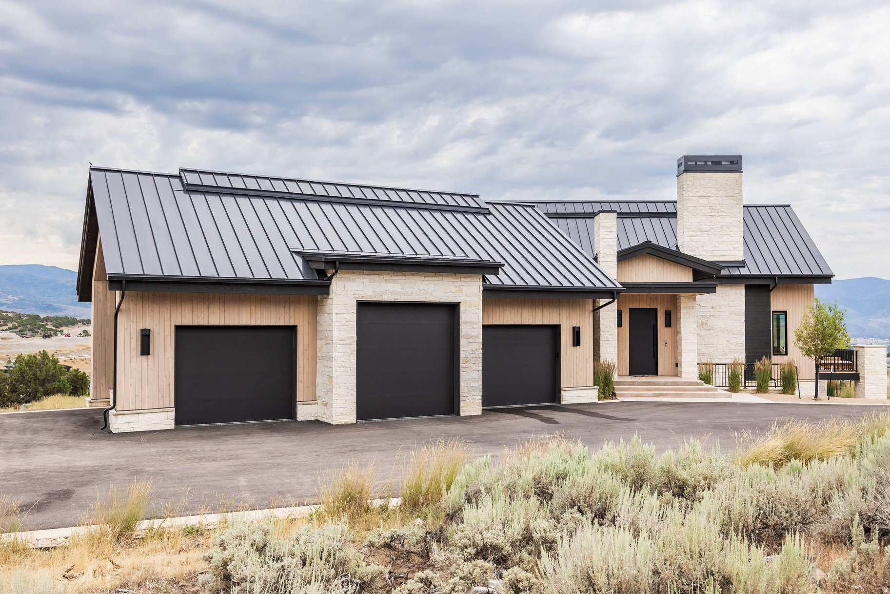RED LEDGES - Residential