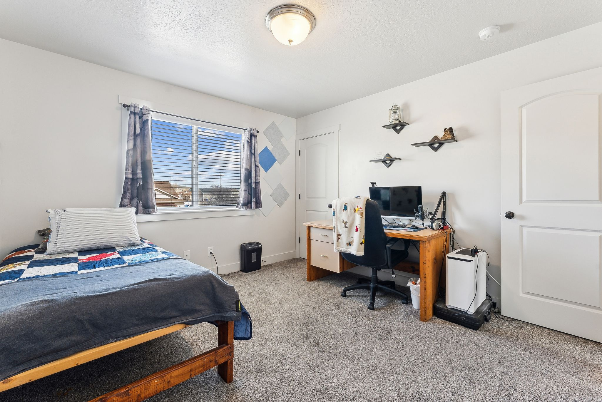 RIVER VALLEY - Residential