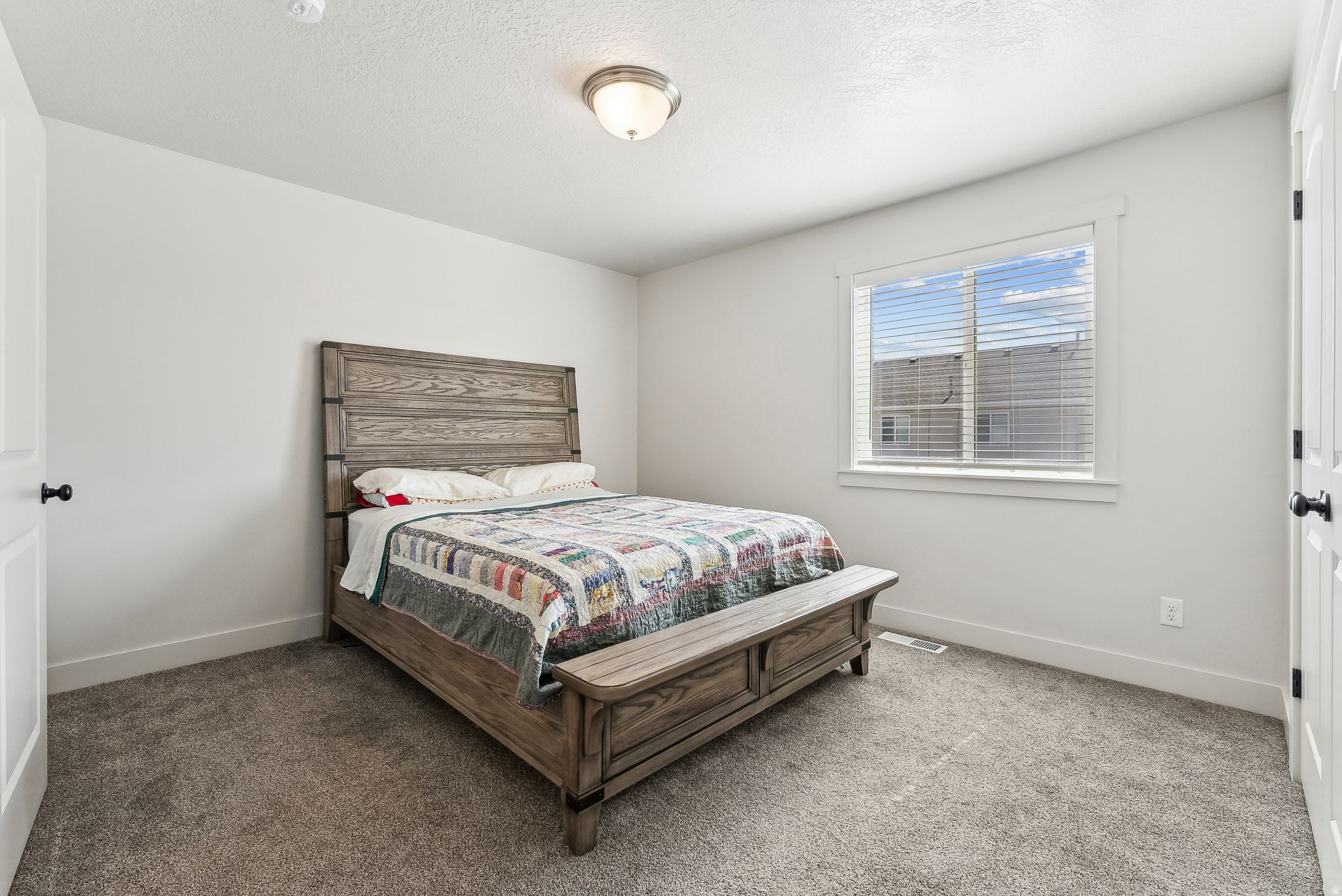 RIVER VALLEY - Residential