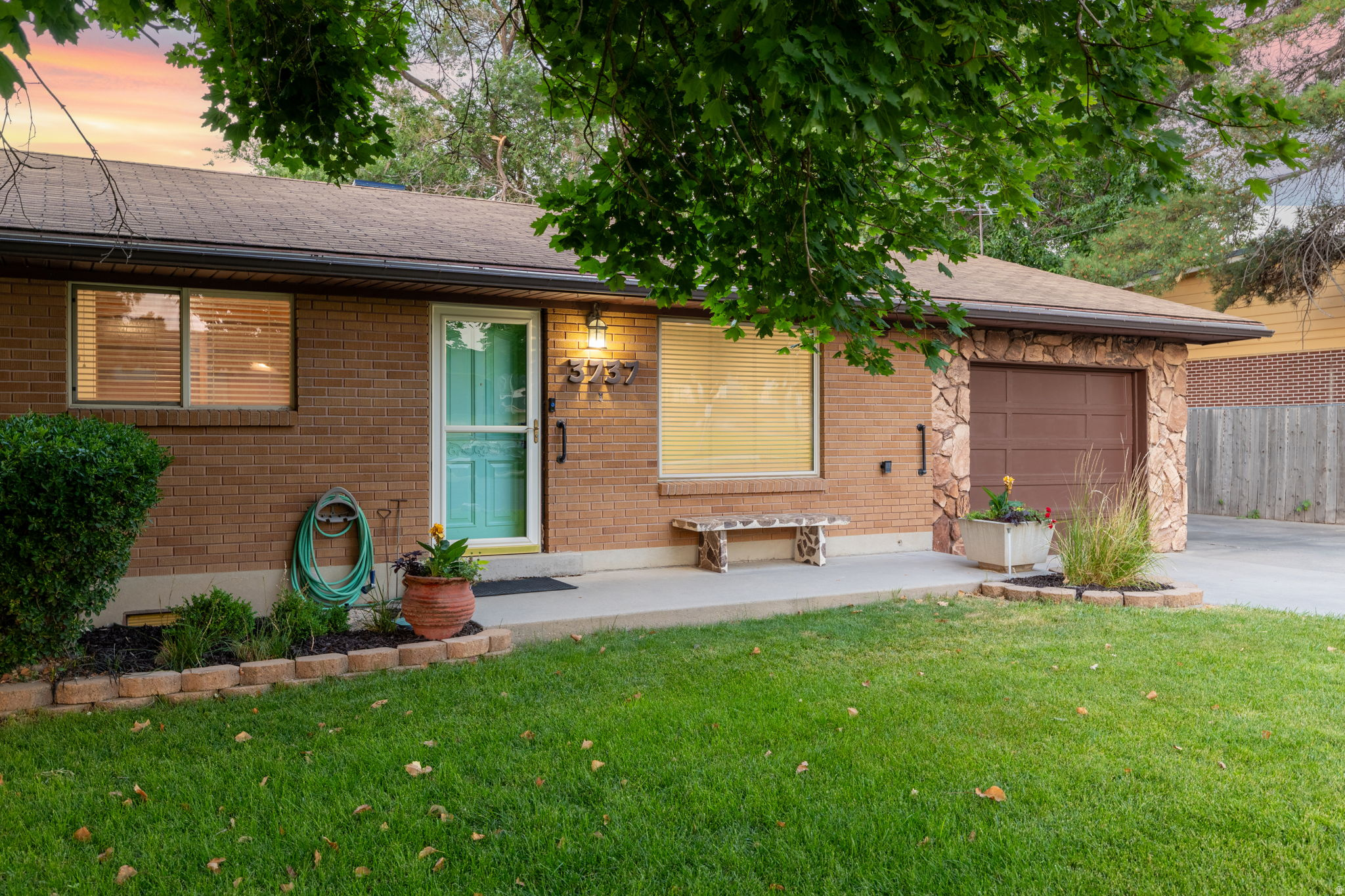 A classic rambler set on a beautifully manicured lot with automatic sprinklers and mature trees. Primary bedroom with private bathroom. New appliances, new carpet, new paint, and new lighting! Updated vinyl windows. Large concrete rv/auto parking. Walk across the street to Jackling Elementary!