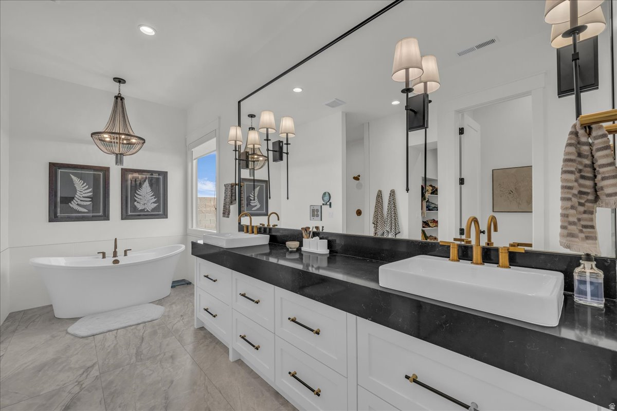 QUEENSRIDGE PARTIAL AMENDED & EXTENDED A - Residential