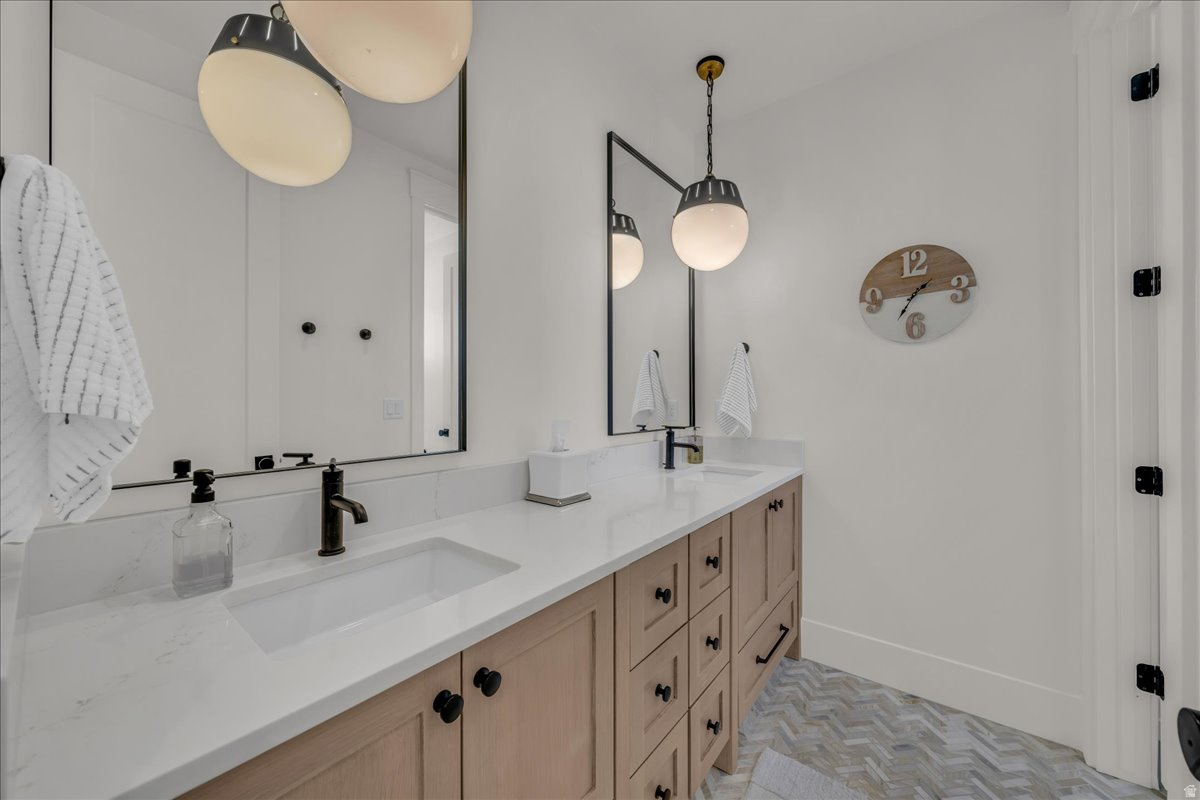 QUEENSRIDGE PARTIAL AMENDED & EXTENDED A - Residential