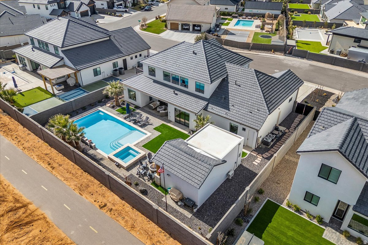 QUEENSRIDGE PARTIAL AMENDED & EXTENDED A - Residential