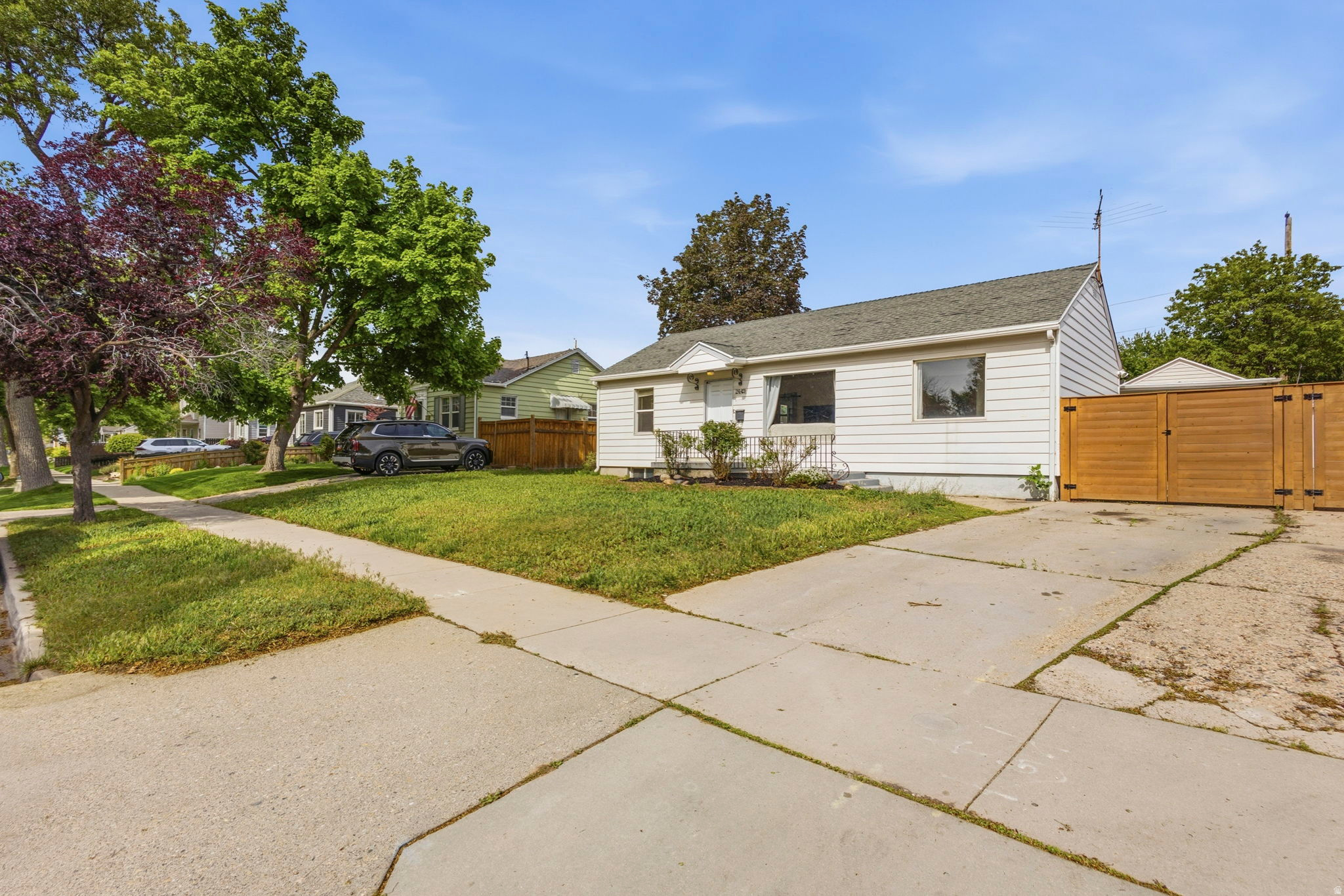 HIGHLAND PARK - Residential