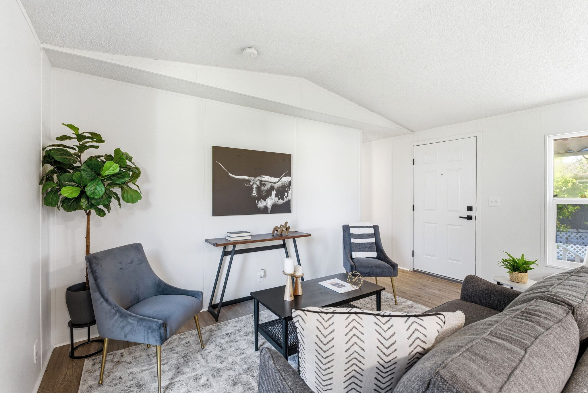 ALL SEASONS - Residential