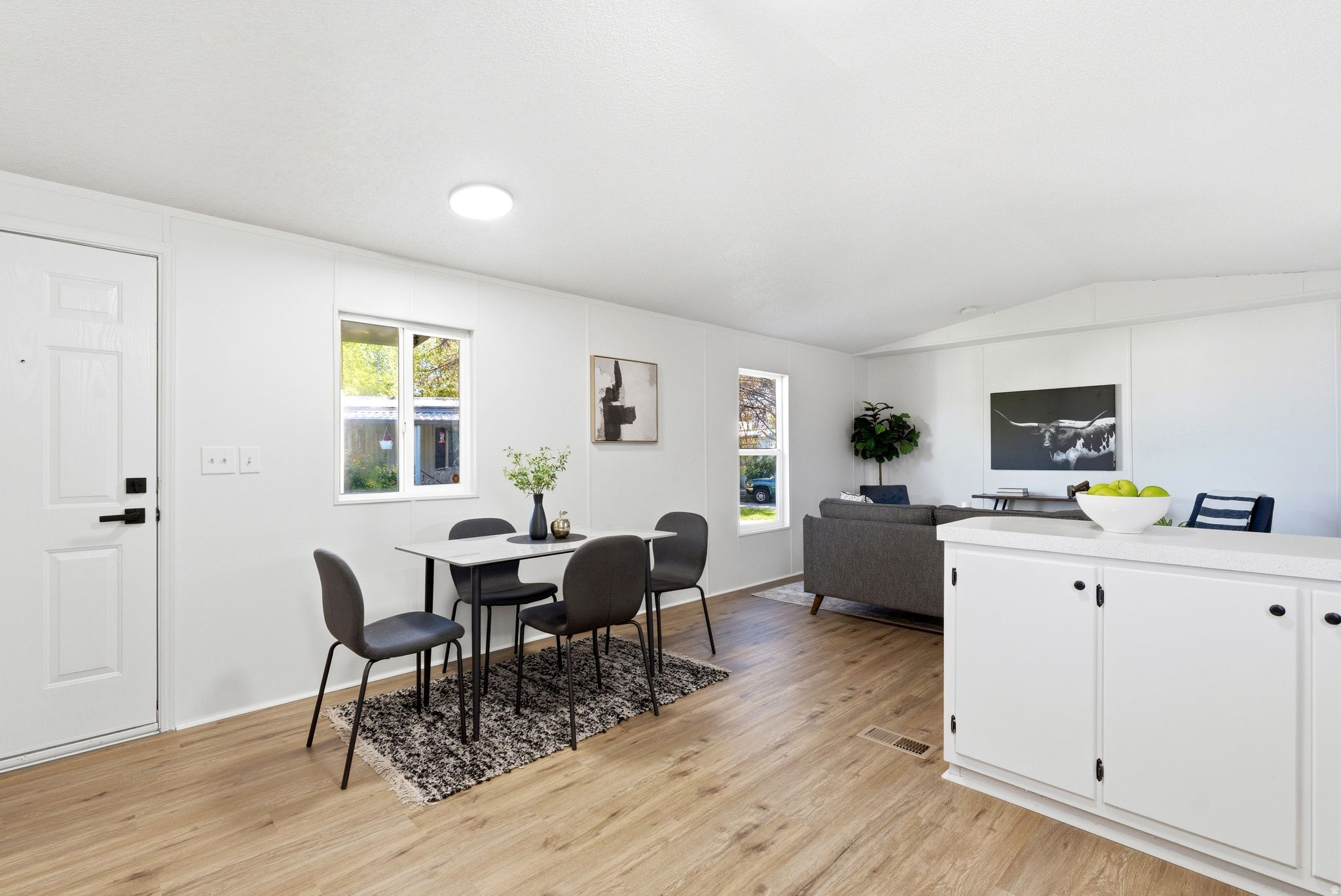 ALL SEASONS - Residential