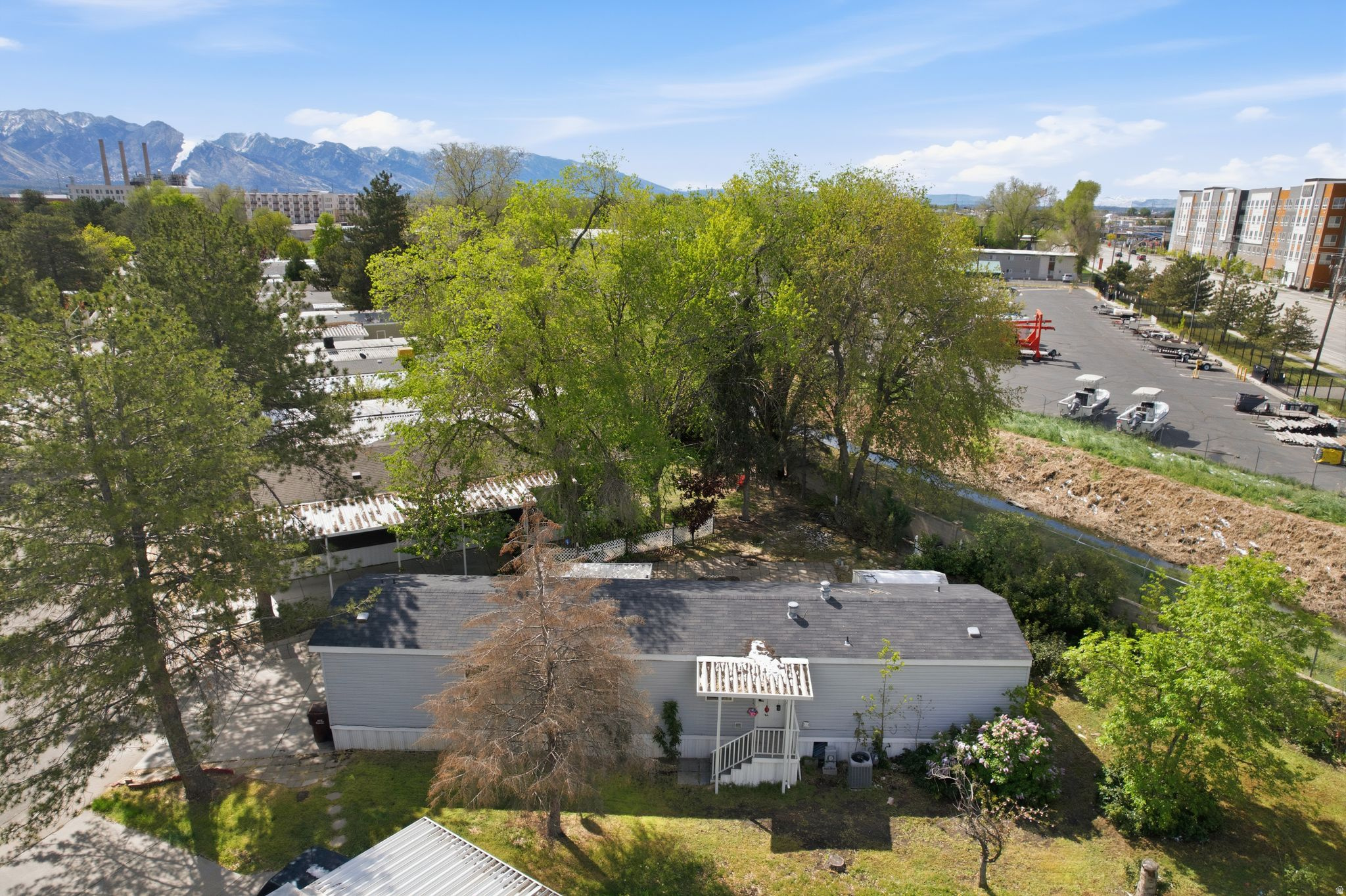 ALL SEASONS - Residential