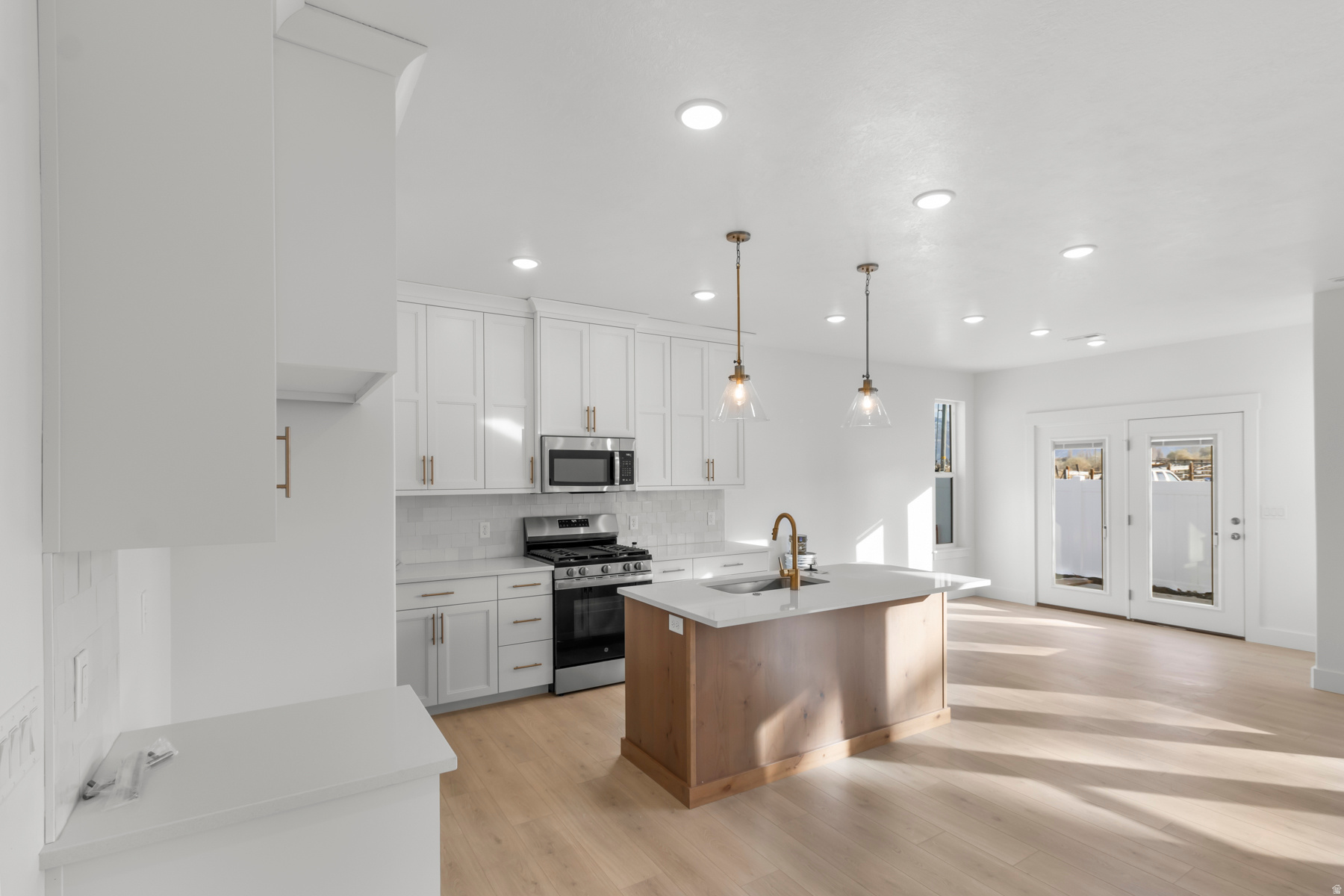 RIVERGATE - Residential