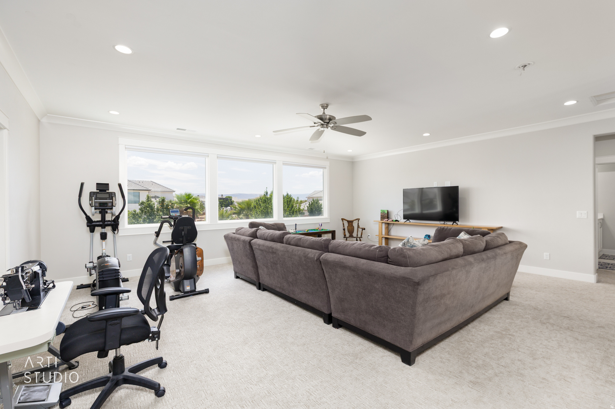 FIELDSTONE PH 5 - Residential