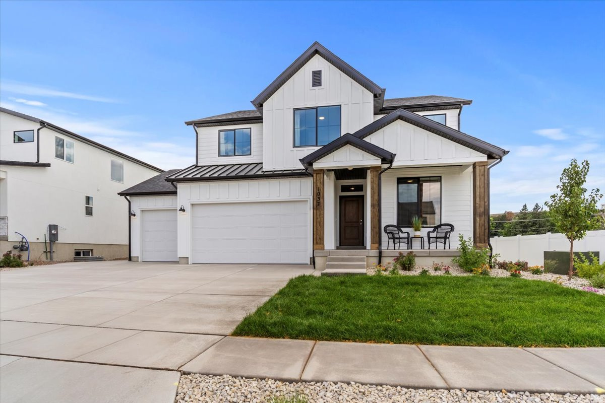RIVERSIDE ESTATES - Residential