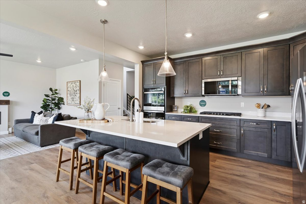 RIVERSIDE ESTATES - Residential