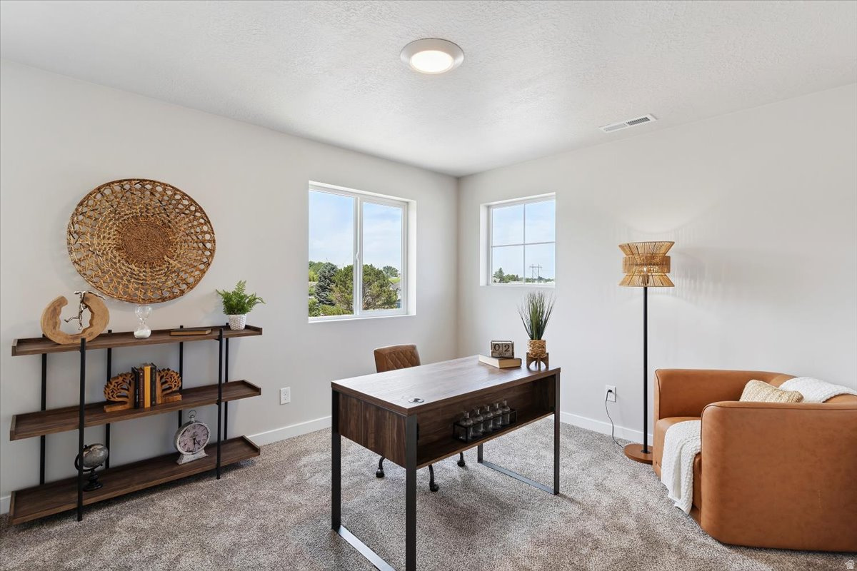 RIVERSIDE ESTATES - Residential