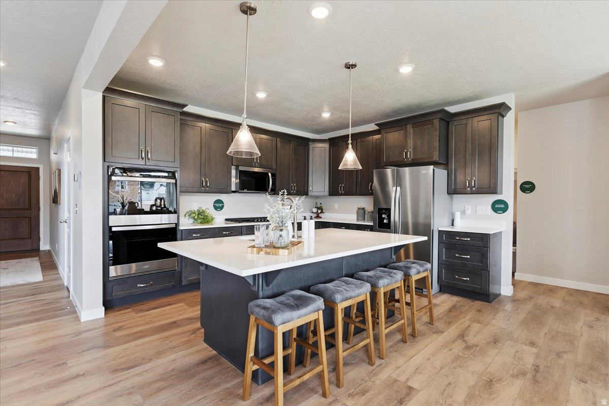 RIVERSIDE ESTATES - Residential
