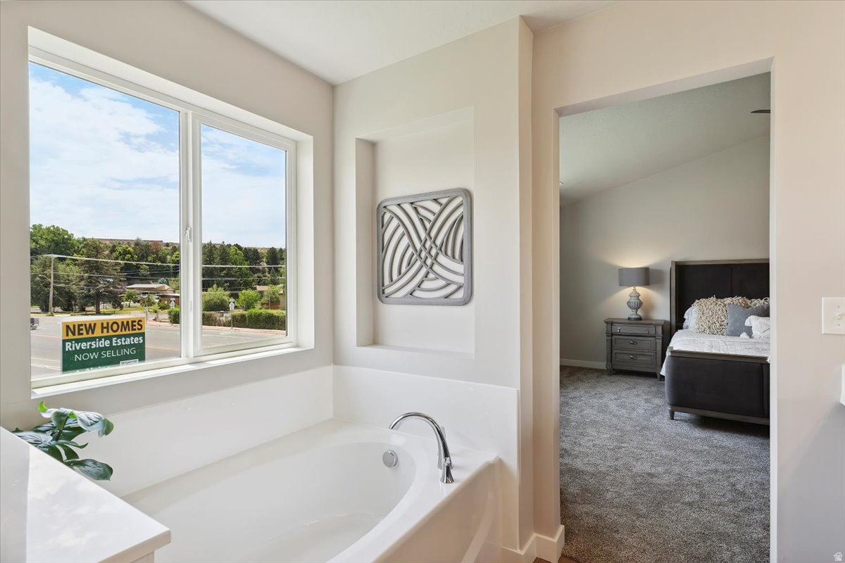 RIVERSIDE ESTATES - Residential