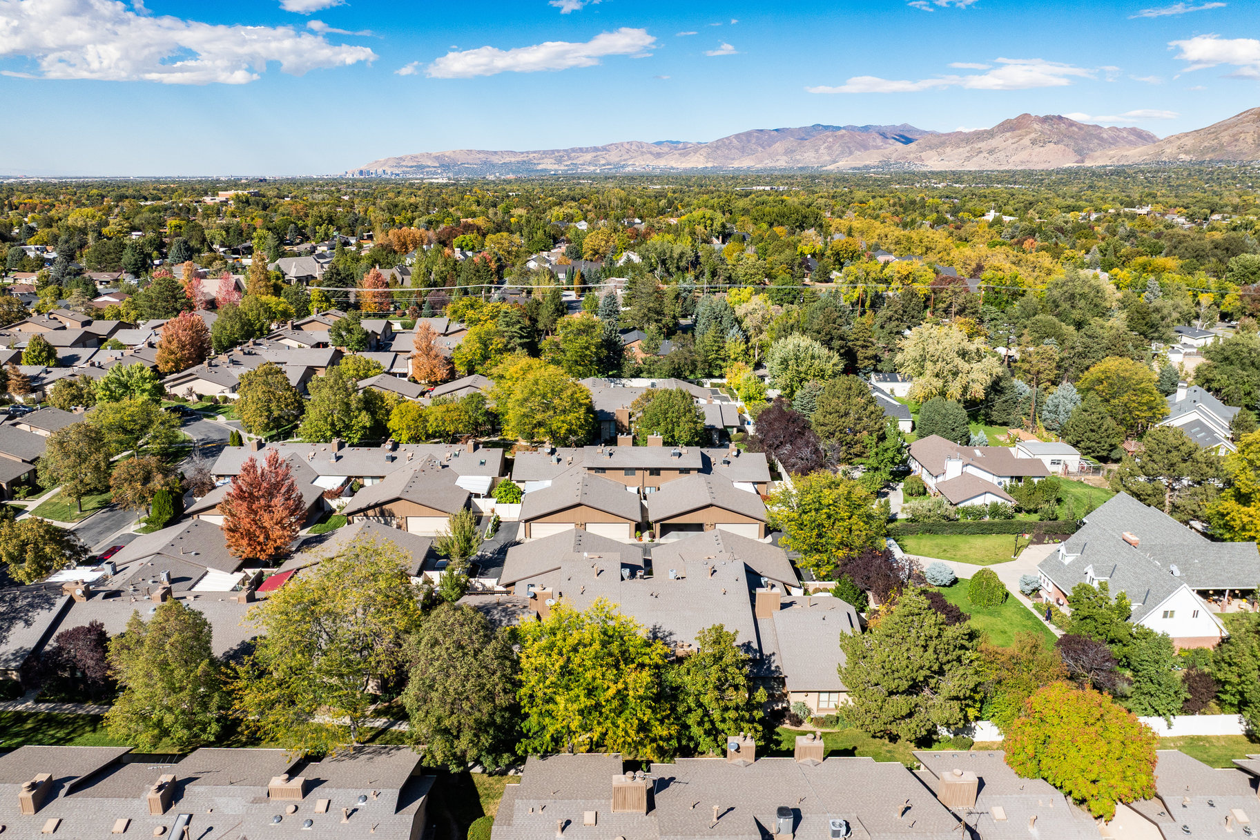 BROOKSTONE - Residential