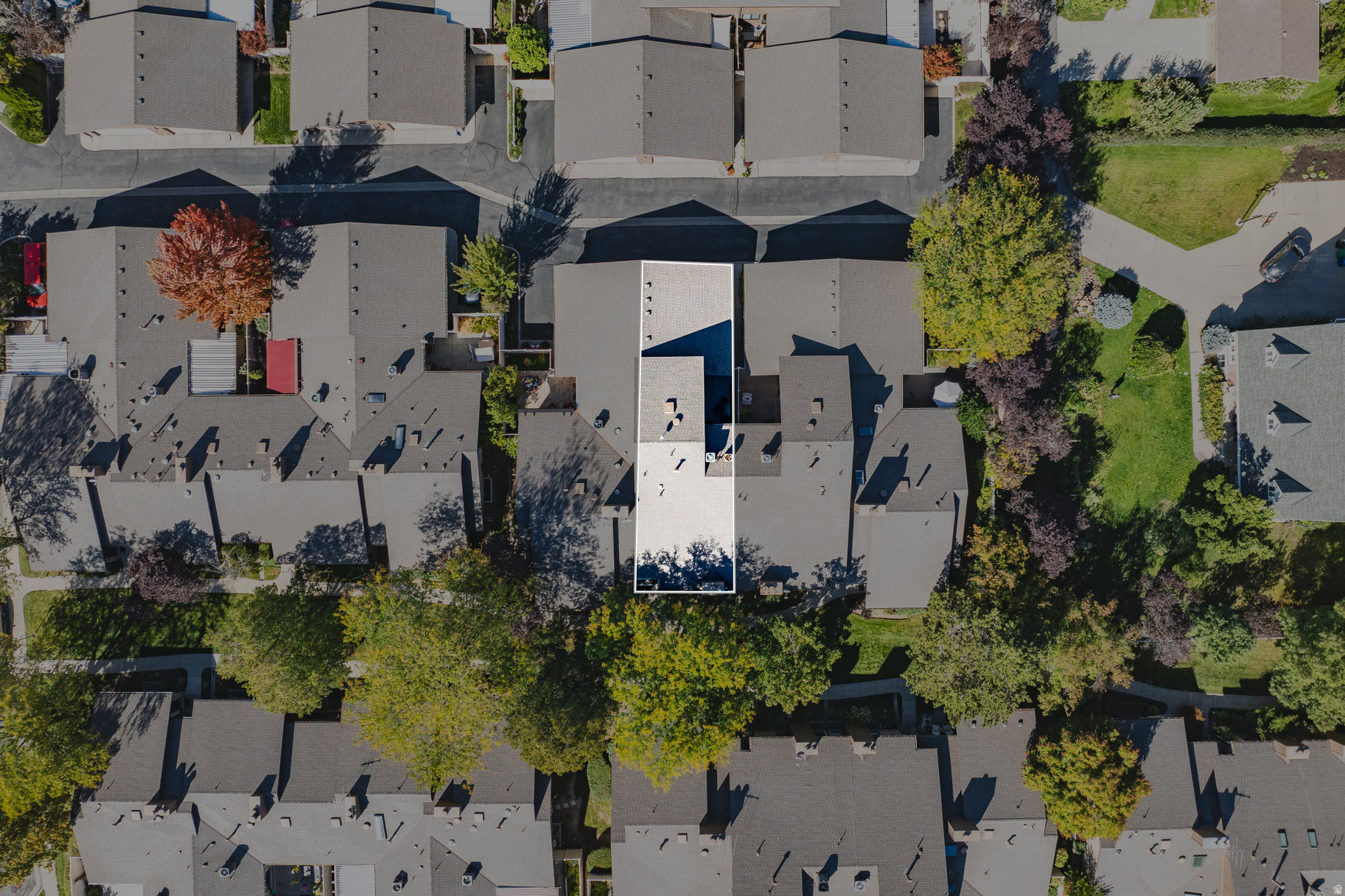 BROOKSTONE - Residential
