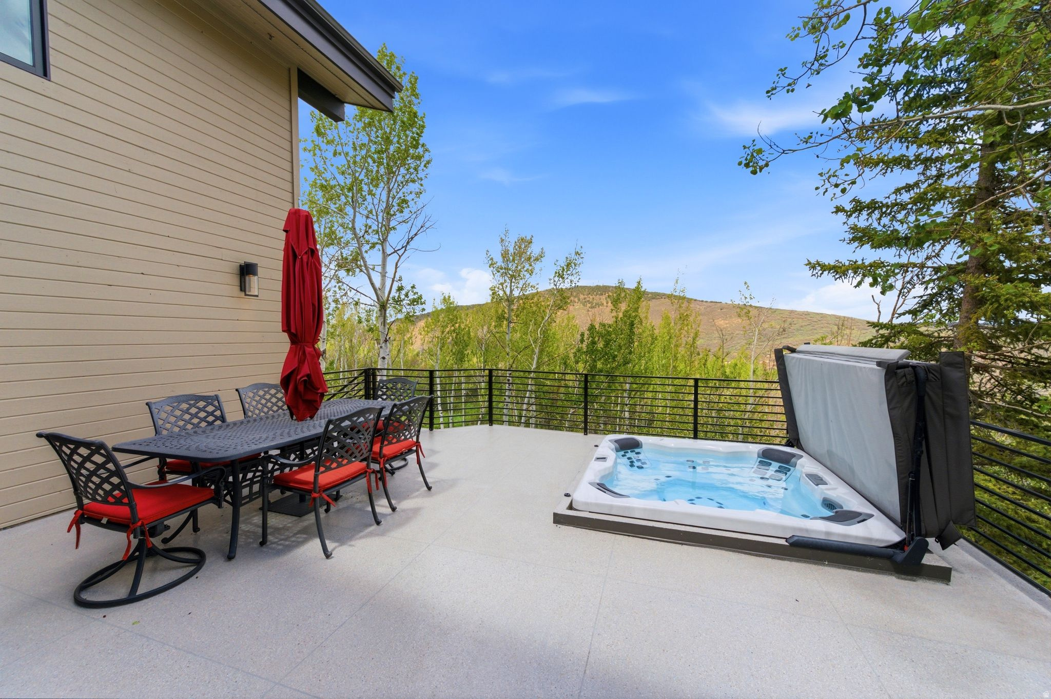 ASPEN SPRINGS RANCH - Residential