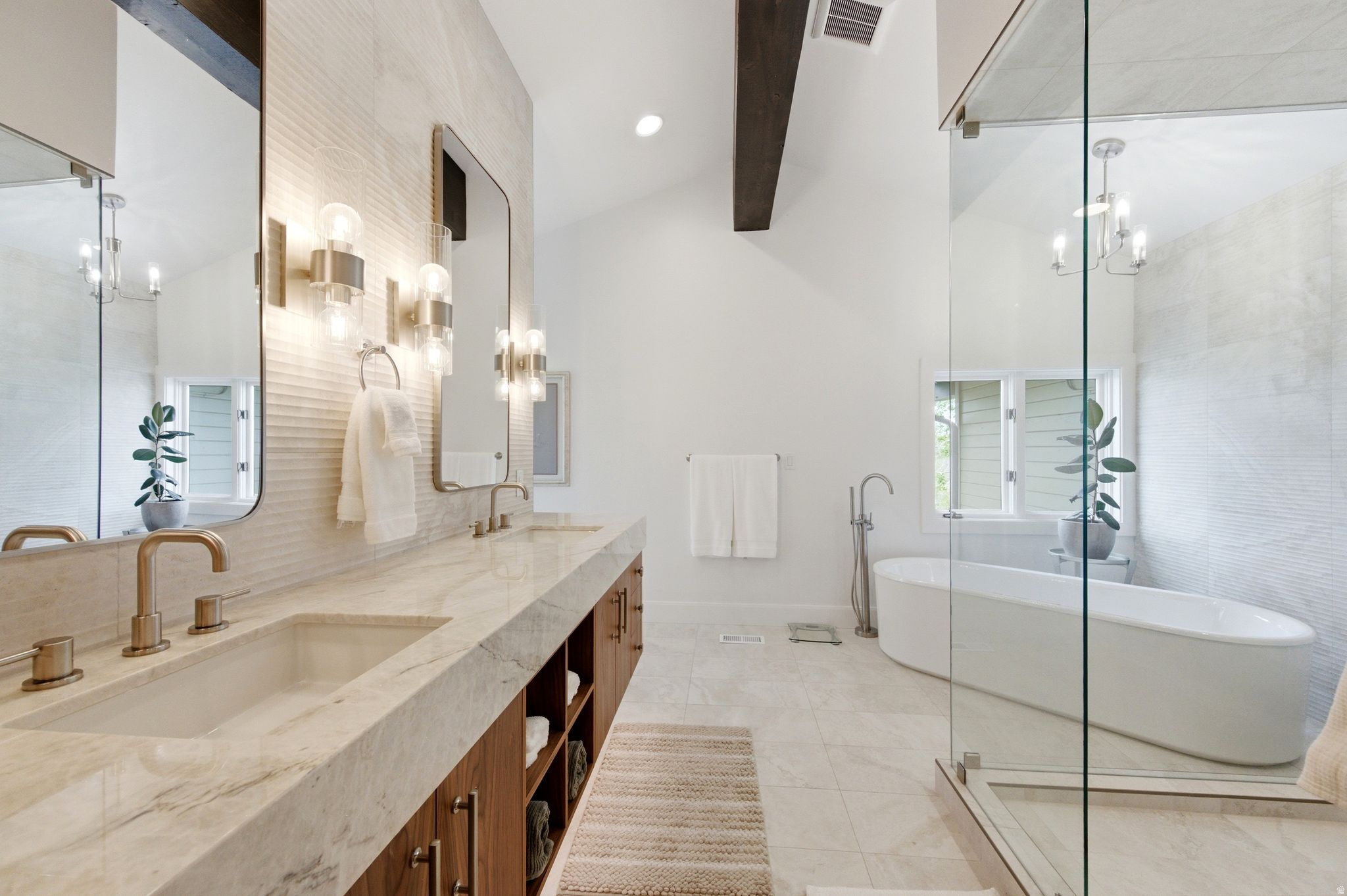 ASPEN SPRINGS RANCH - Residential