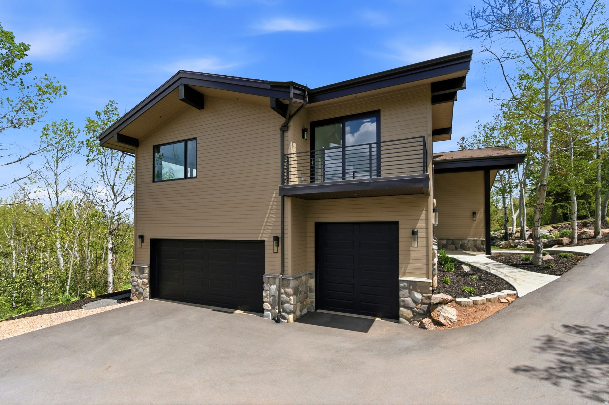 ASPEN SPRINGS RANCH - Residential