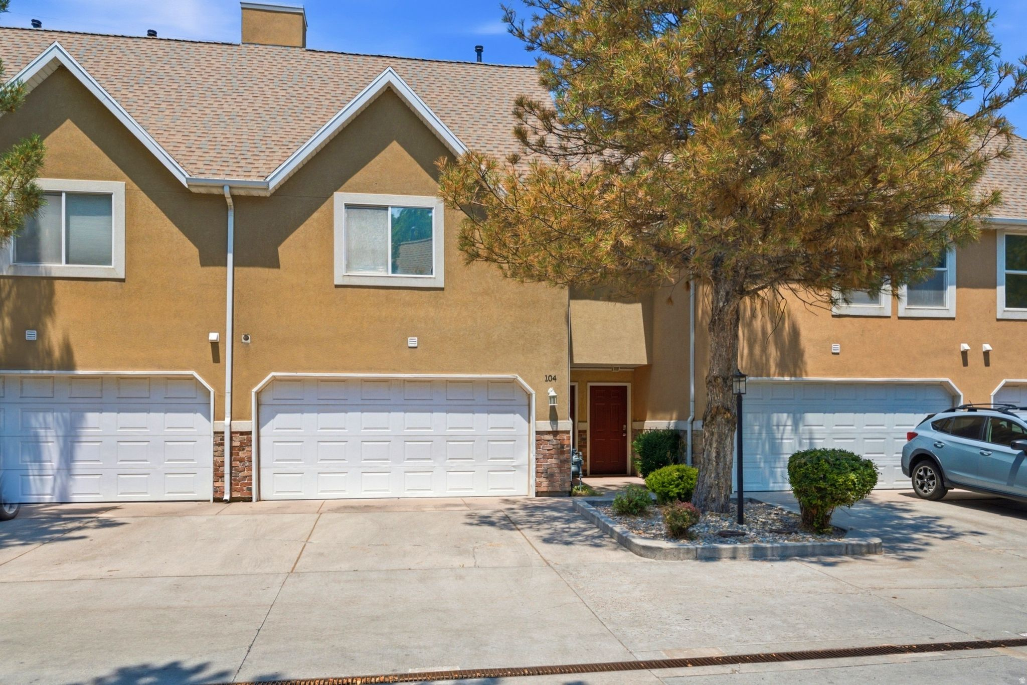 OLD MILL COURT CONDO AMD - Residential
