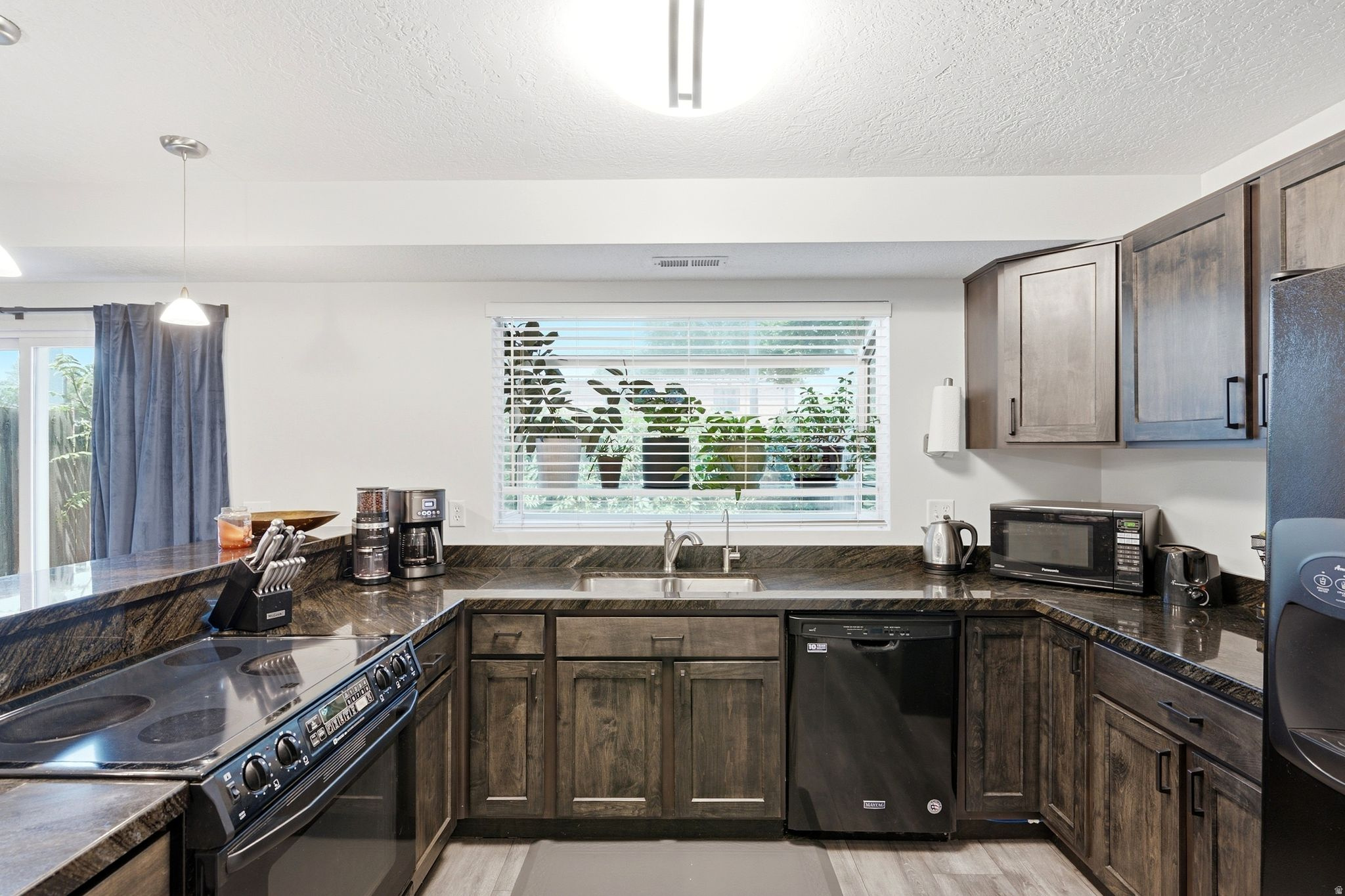 OLD MILL COURT CONDO AMD - Residential