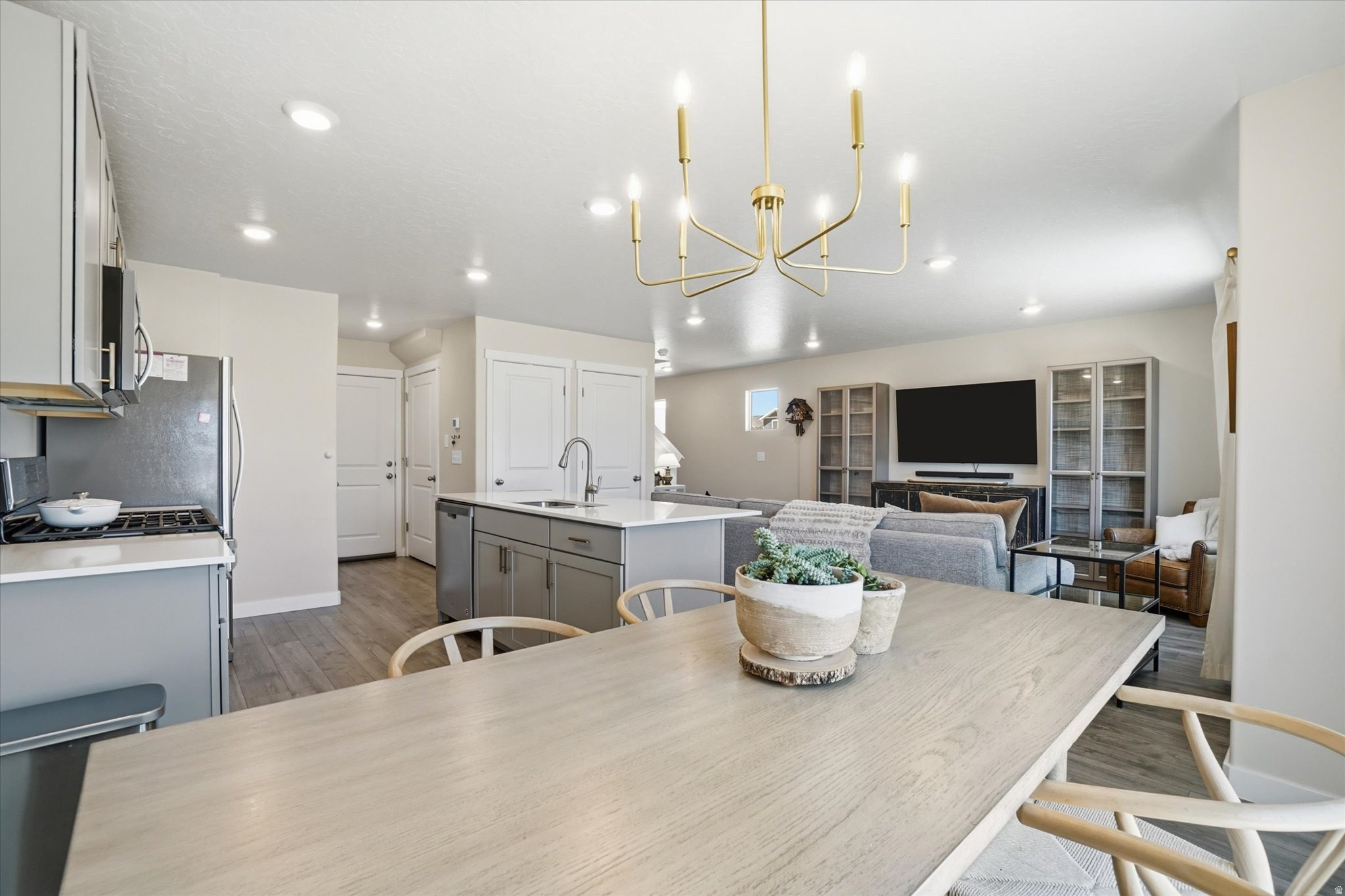 COLD SPRINGS RANCH - Residential