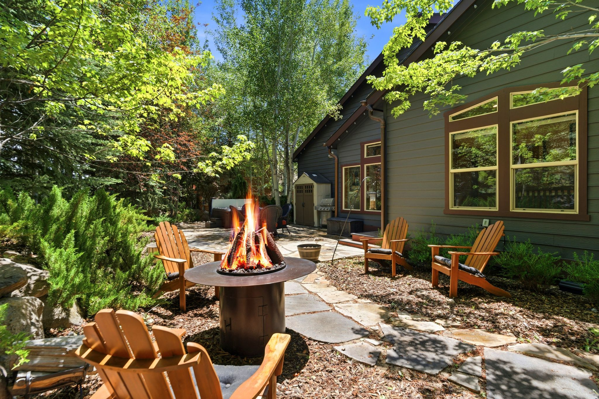DEER MOUNTAIN - Residential