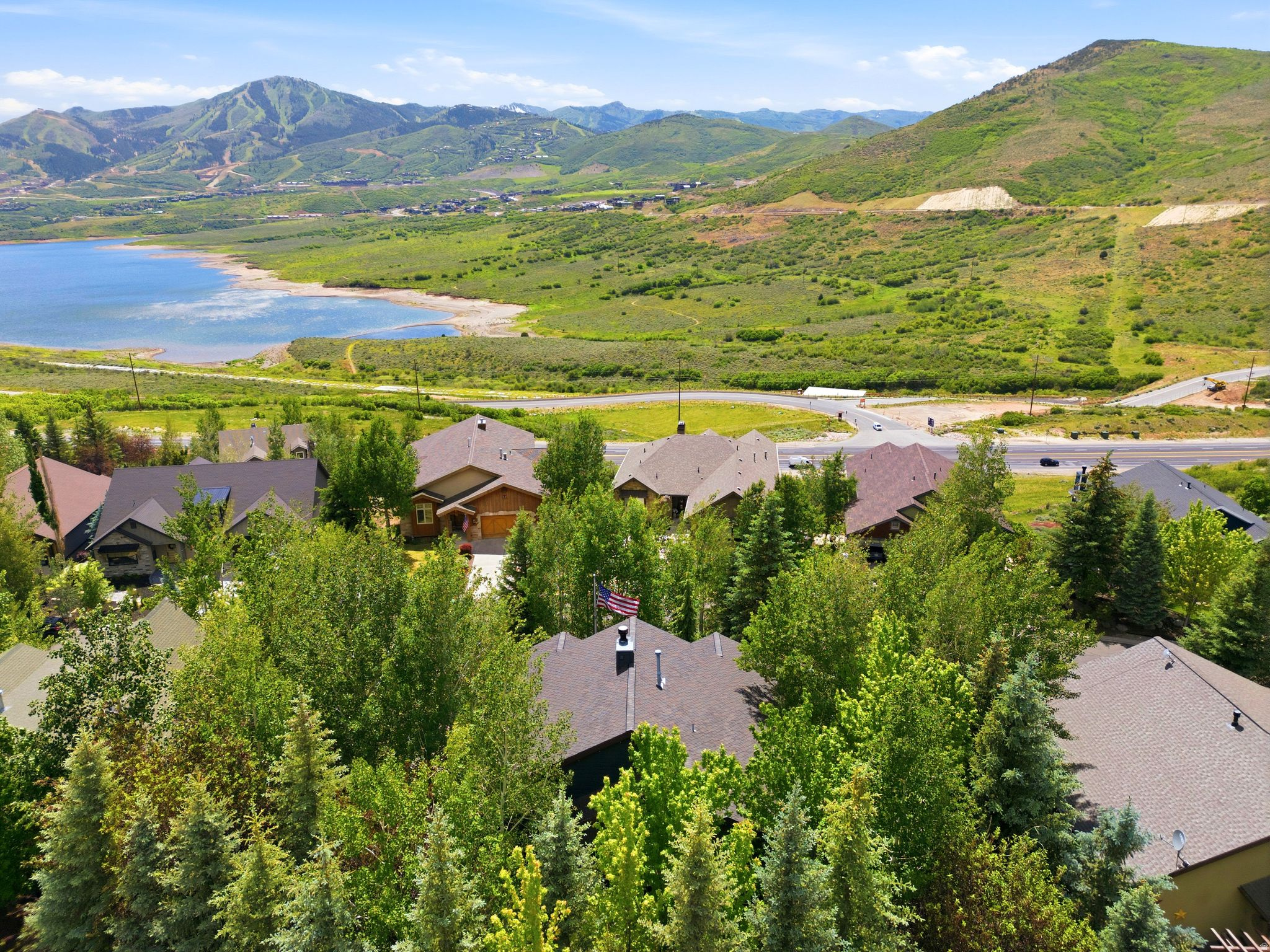DEER MOUNTAIN - Residential