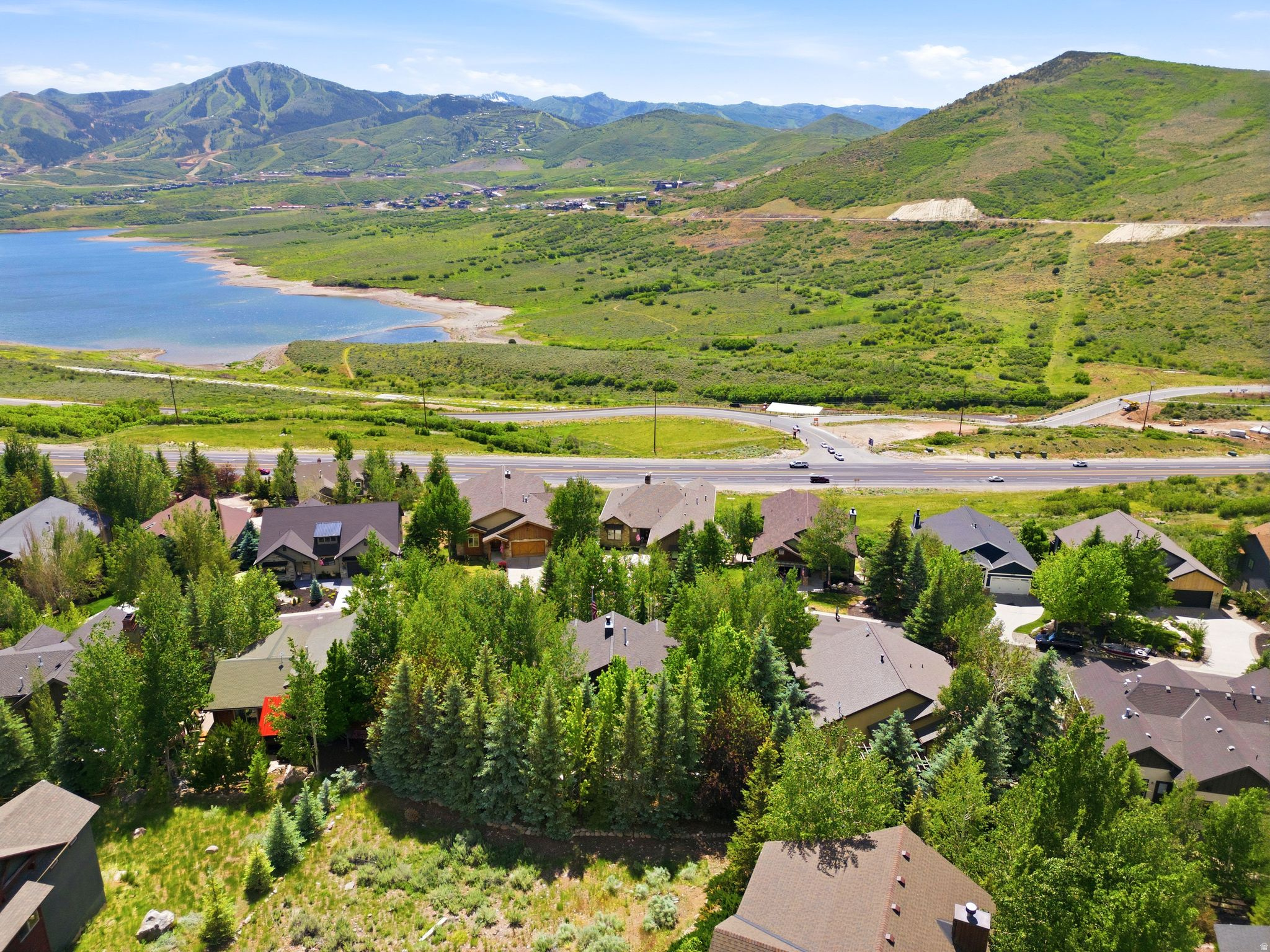 DEER MOUNTAIN - Residential