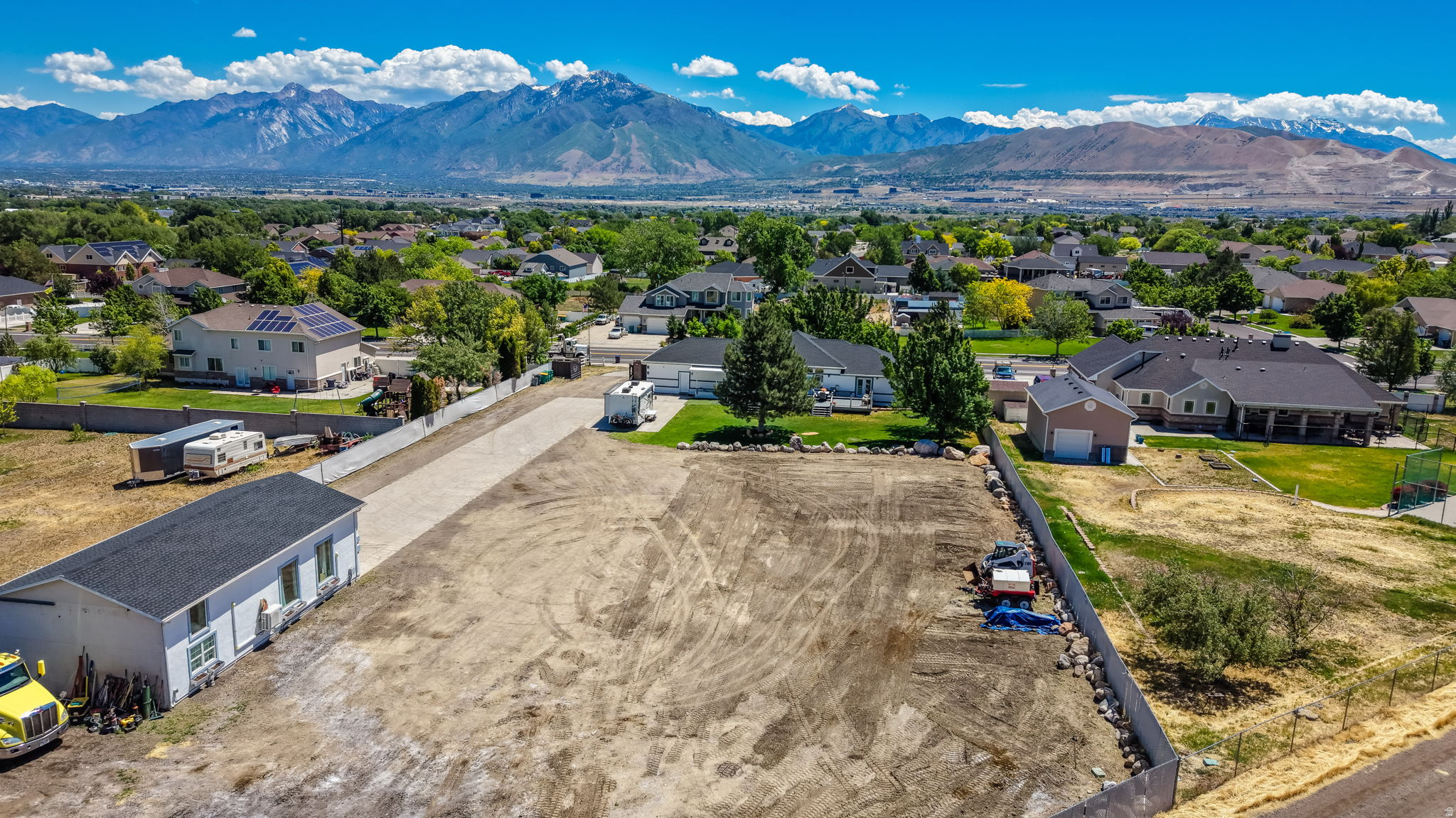 SHADOW MOUNTAIN ESTATES - Residential