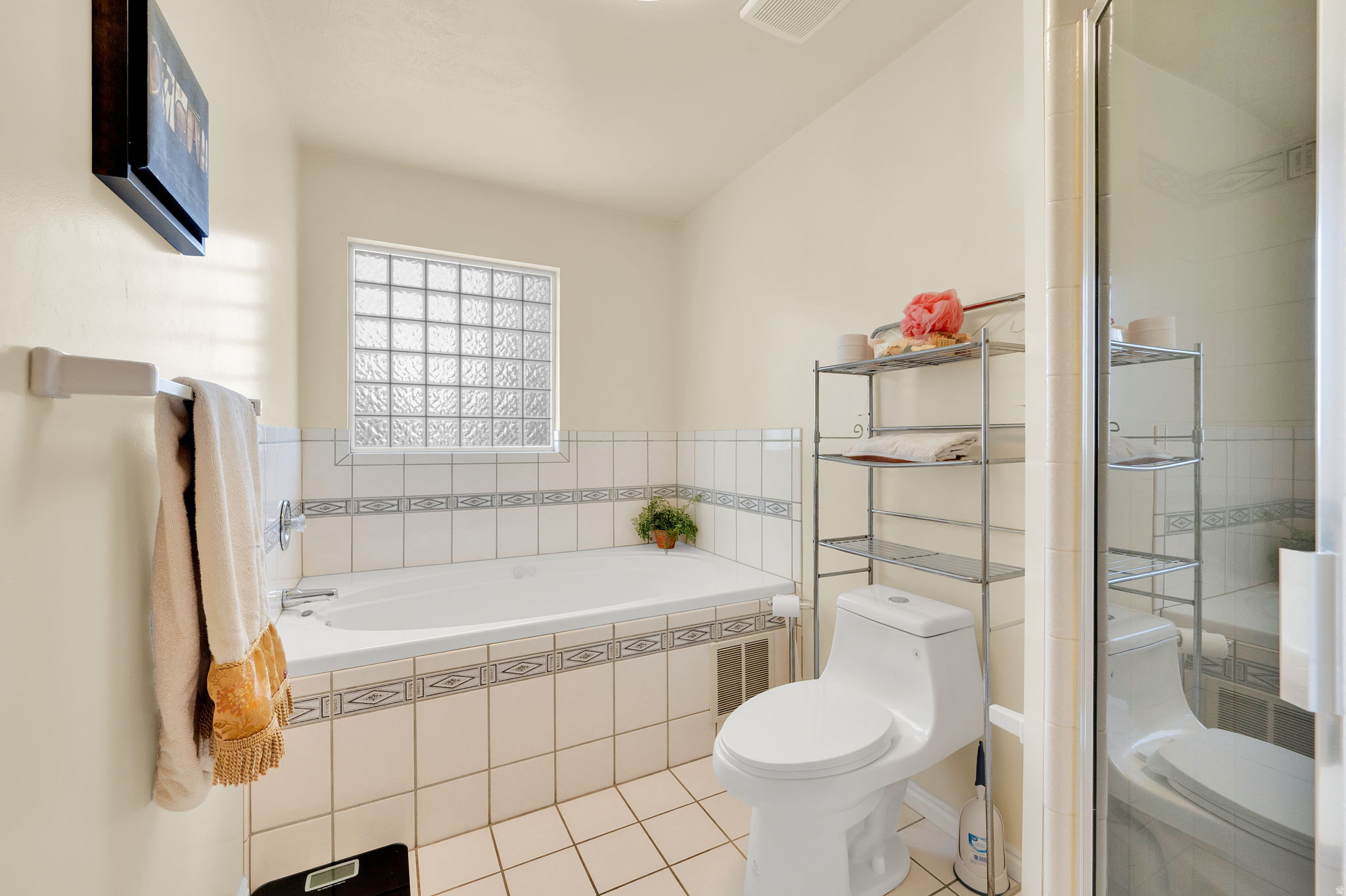 SHADOW MOUNTAIN ESTATES - Residential