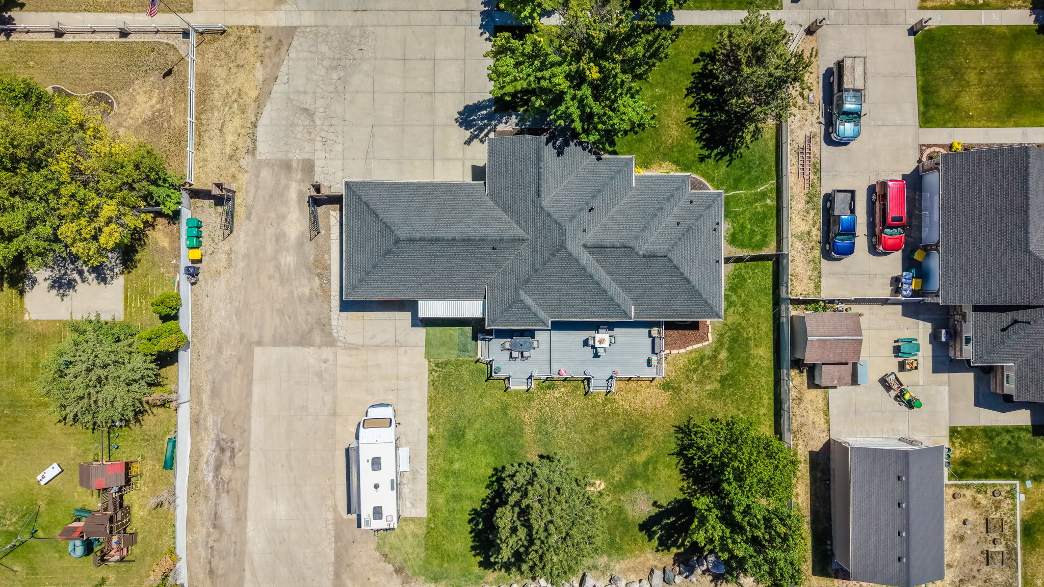 SHADOW MOUNTAIN ESTATES - Residential