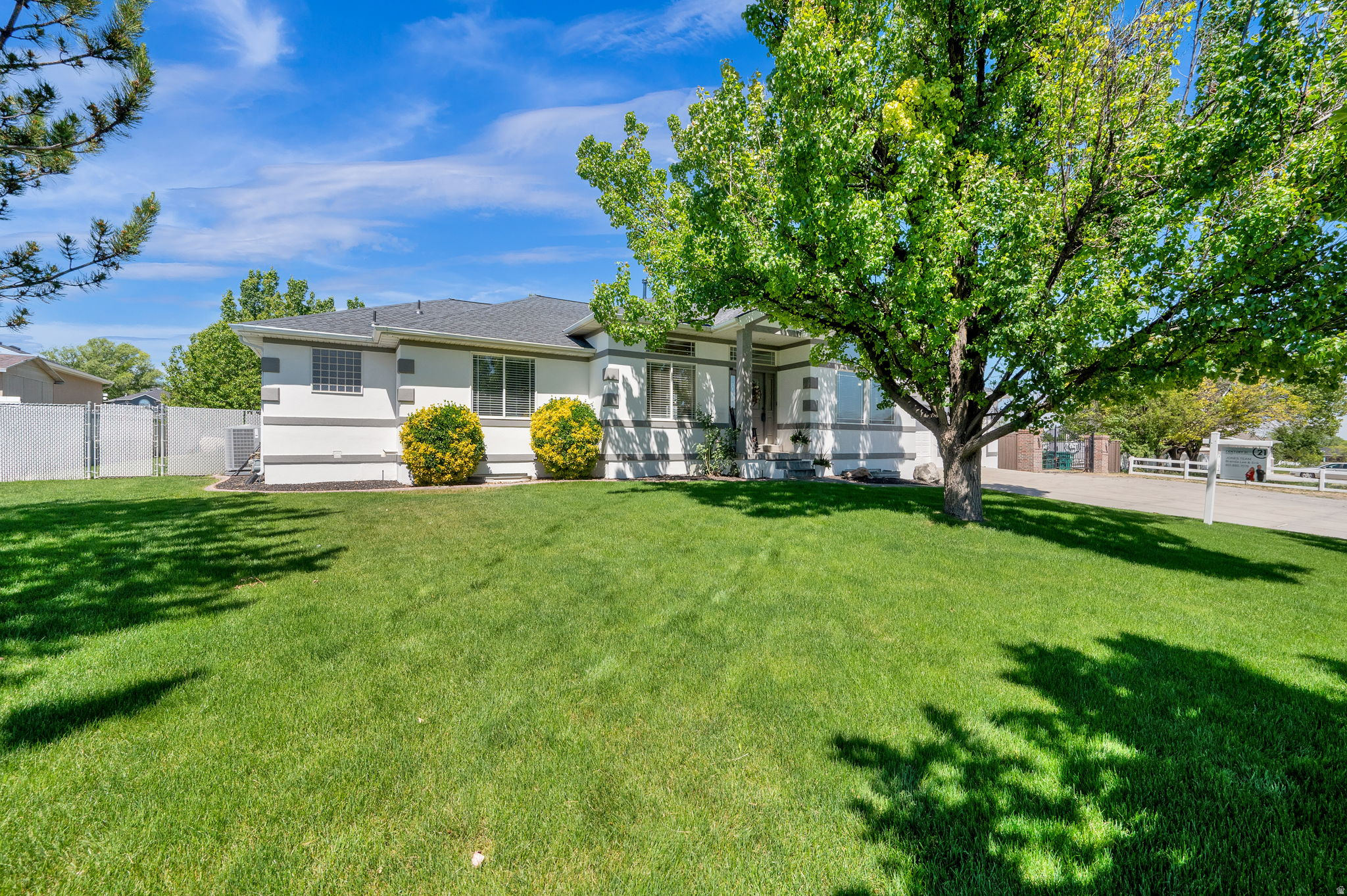 SHADOW MOUNTAIN ESTATES - Residential