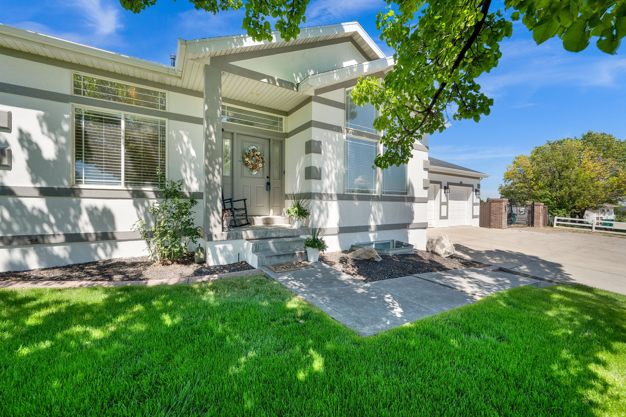 SHADOW MOUNTAIN ESTATES - Residential