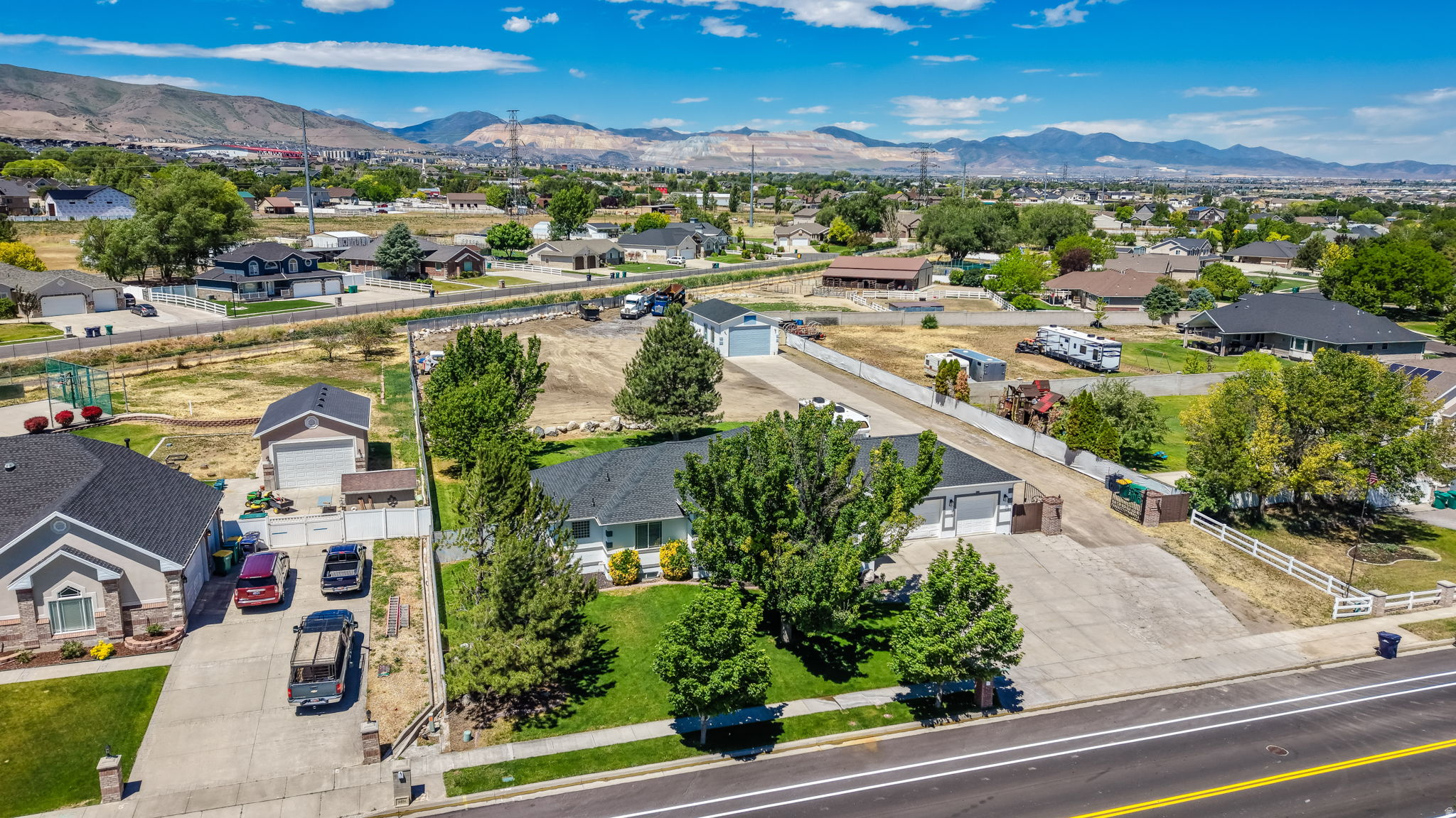 SHADOW MOUNTAIN ESTATES - Residential