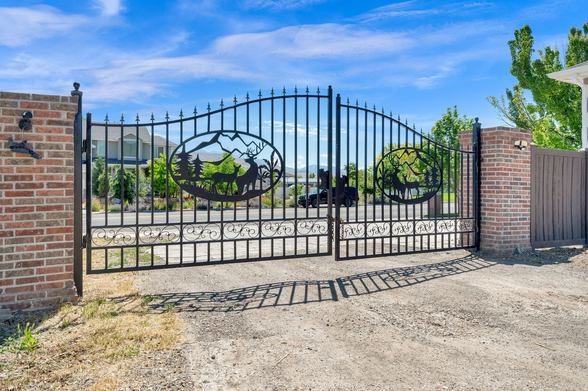 SHADOW MOUNTAIN ESTATES - Residential