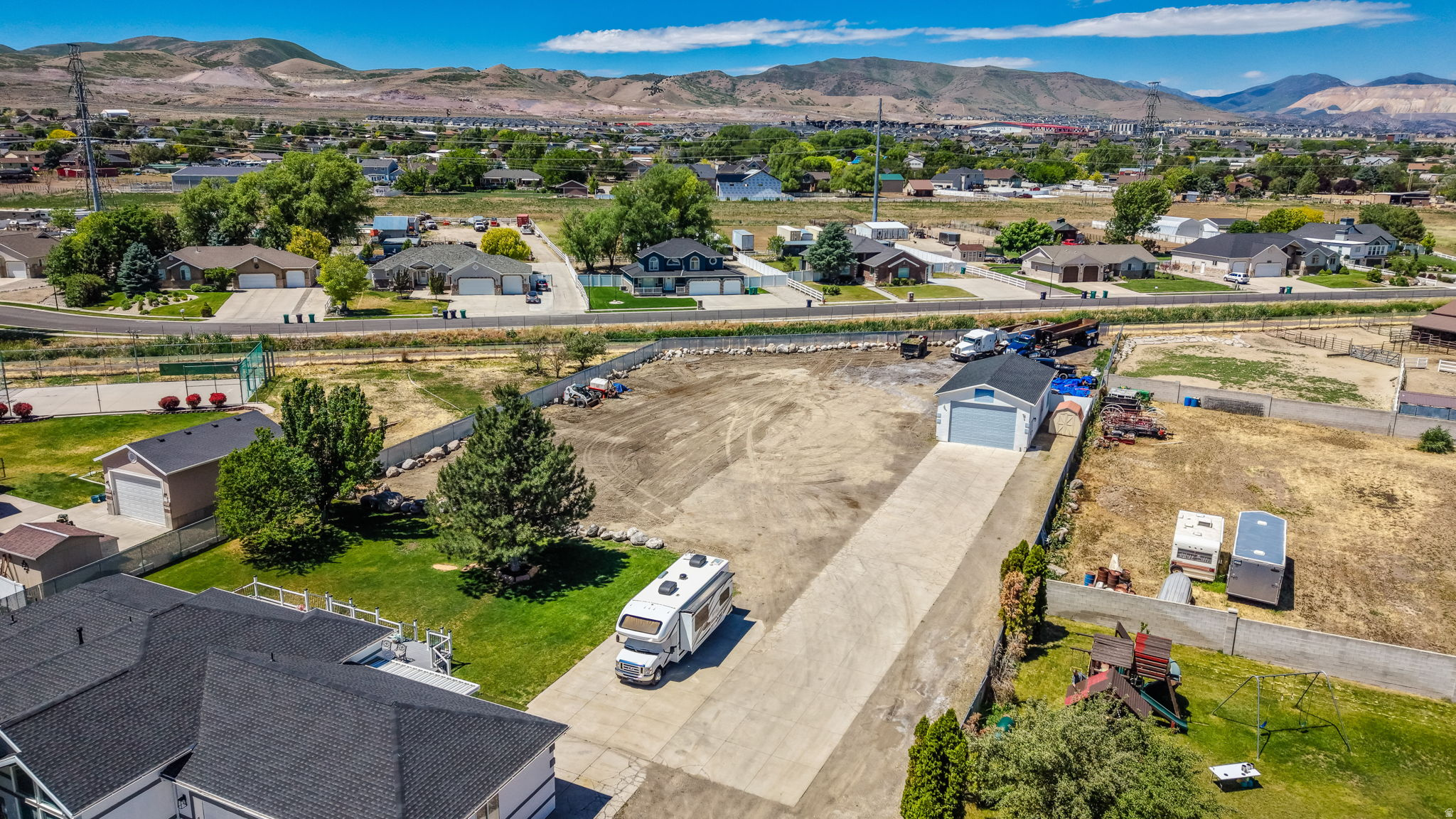 SHADOW MOUNTAIN ESTATES - Residential