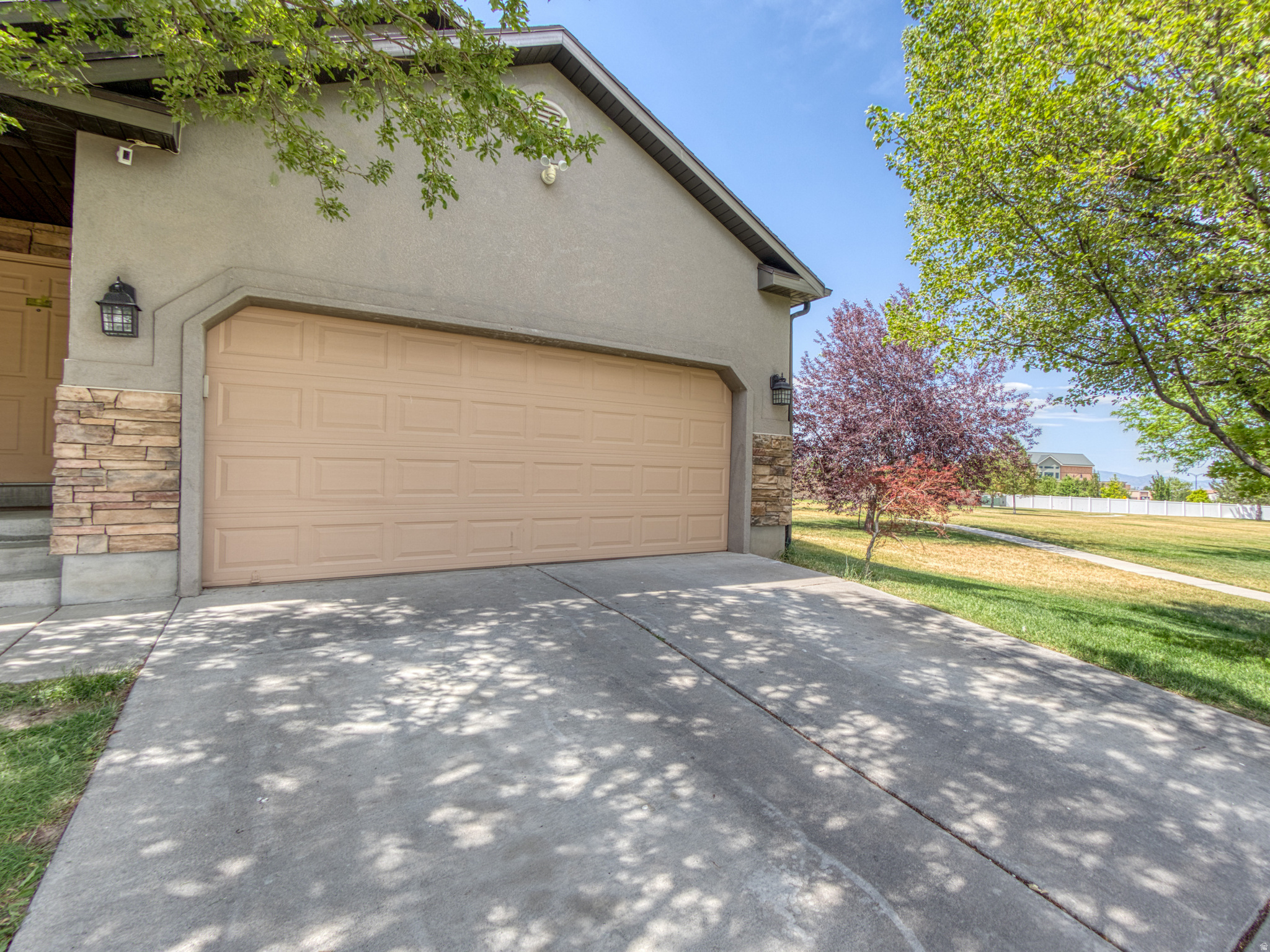 HERRIMAN VILLAGE - Residential