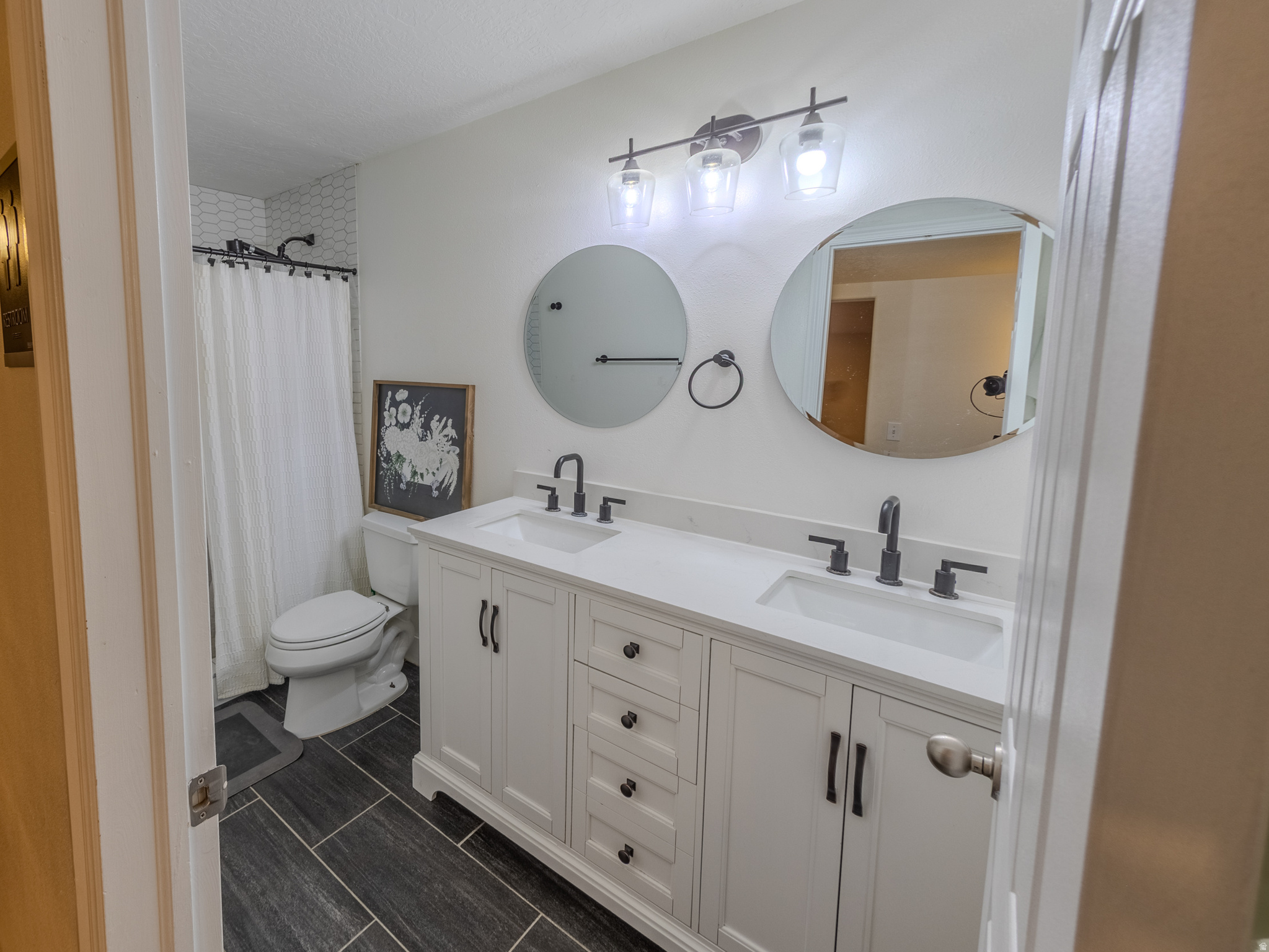 HERRIMAN VILLAGE - Residential