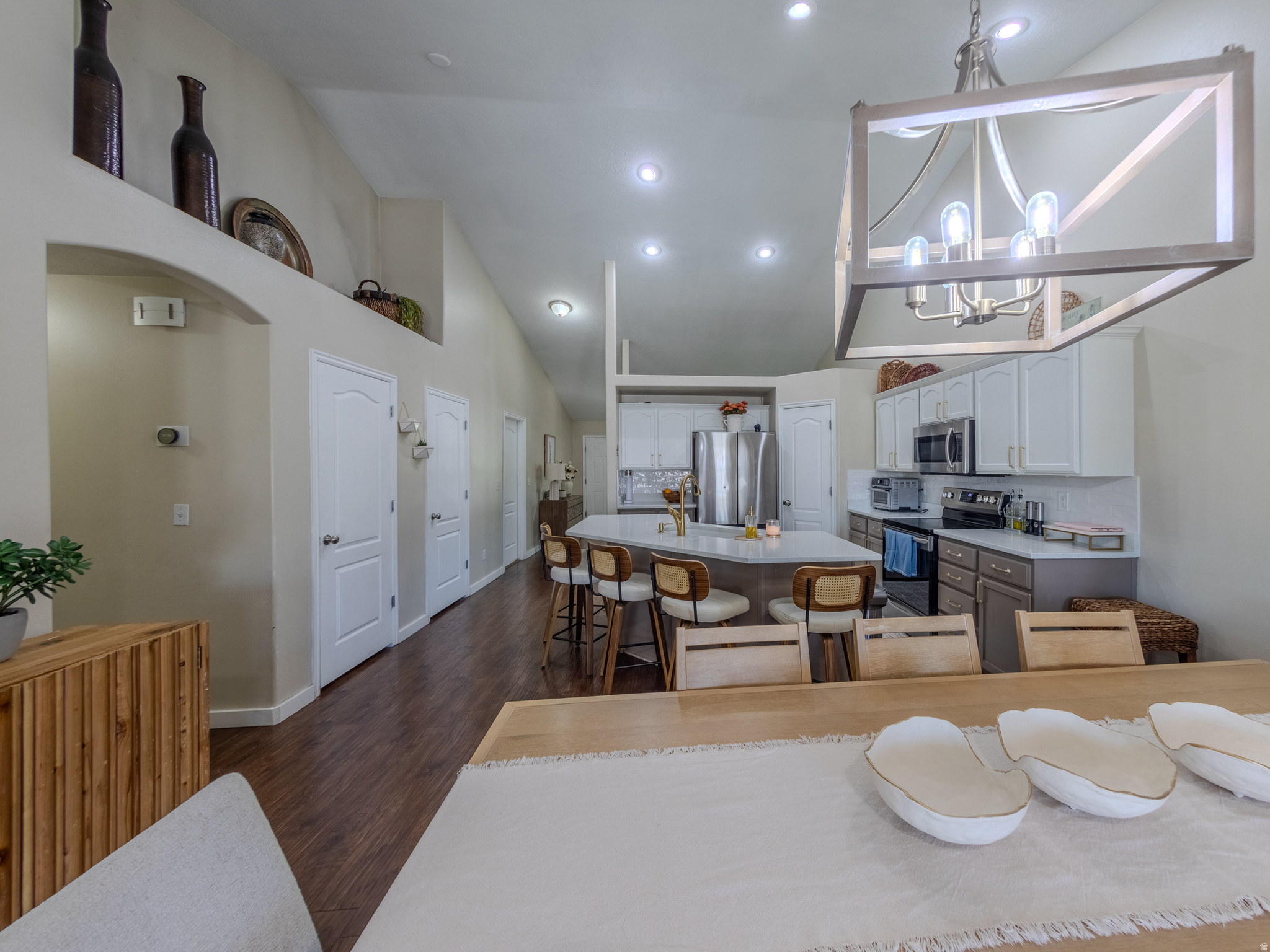 HERRIMAN VILLAGE - Residential