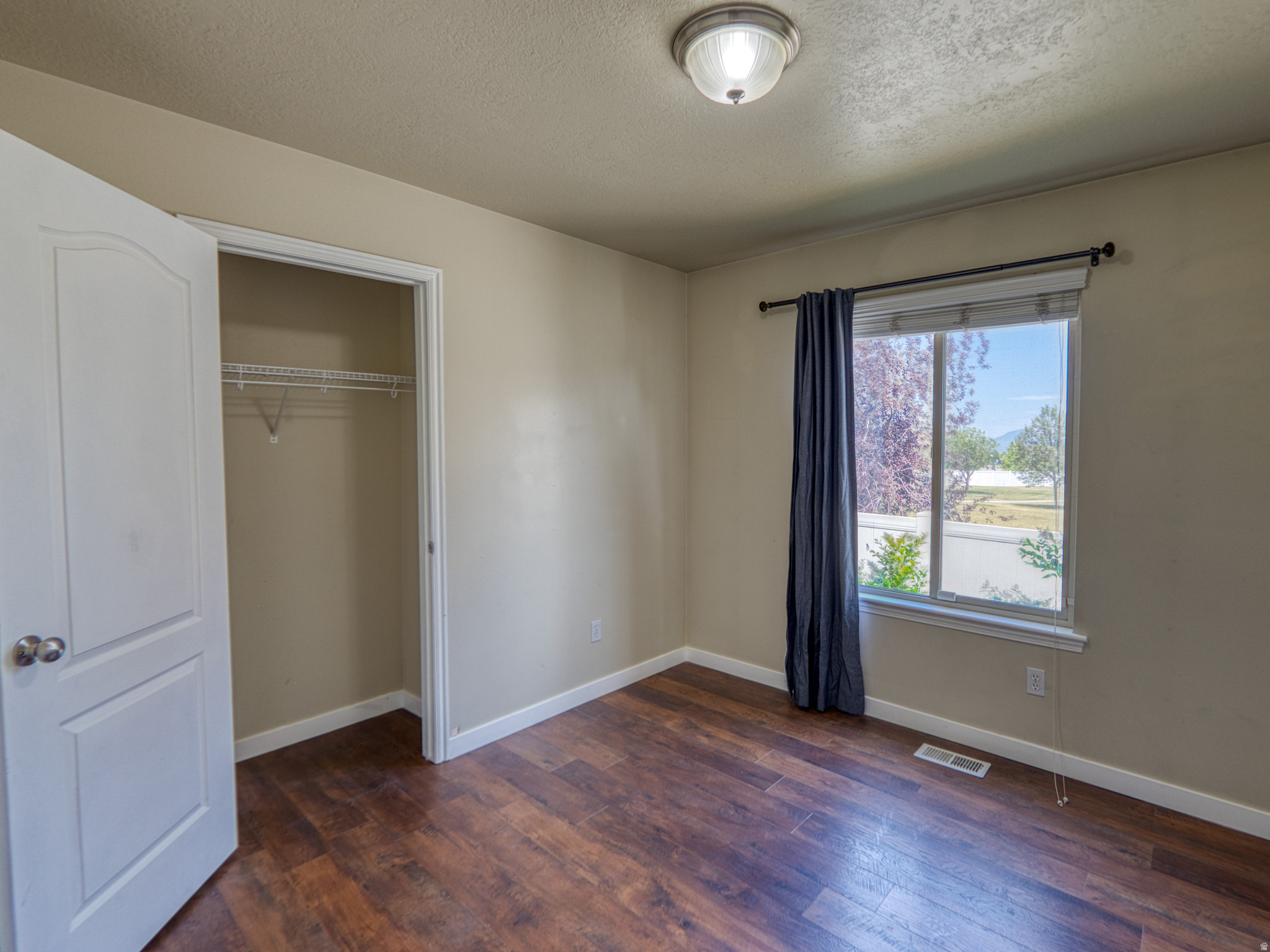 HERRIMAN VILLAGE - Residential