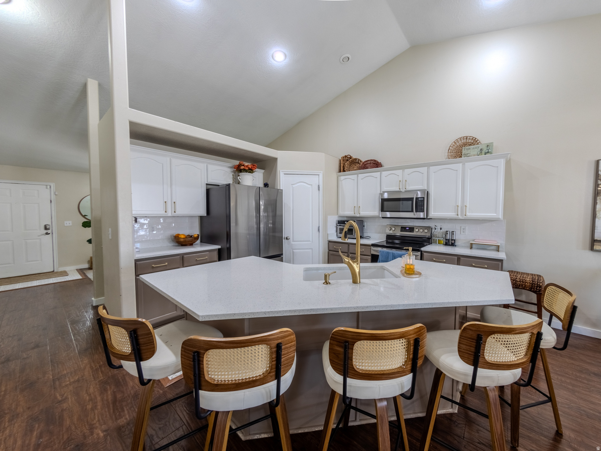 HERRIMAN VILLAGE - Residential